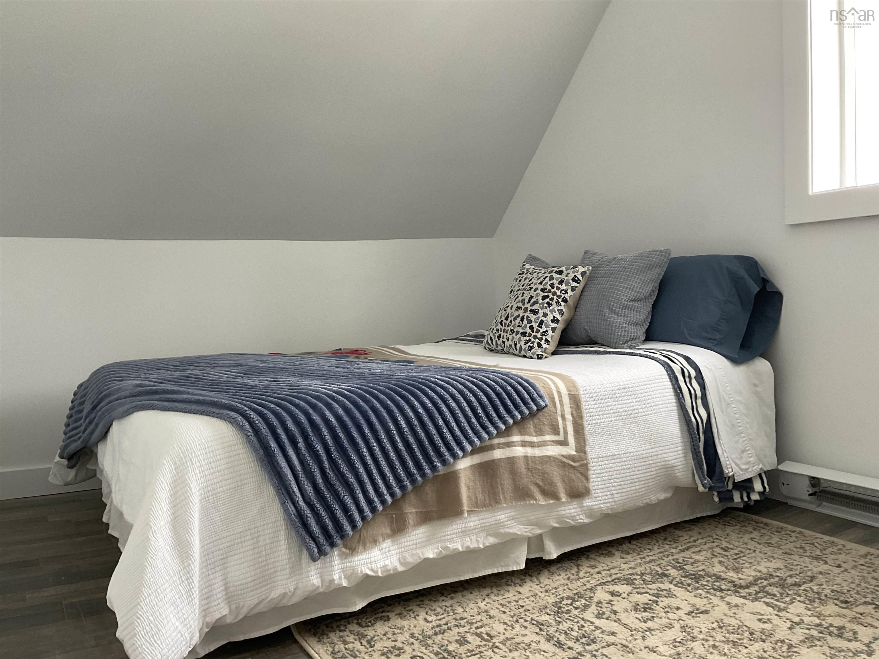 $184,000.00: 15 Oxford Avenue, Sydney Mines