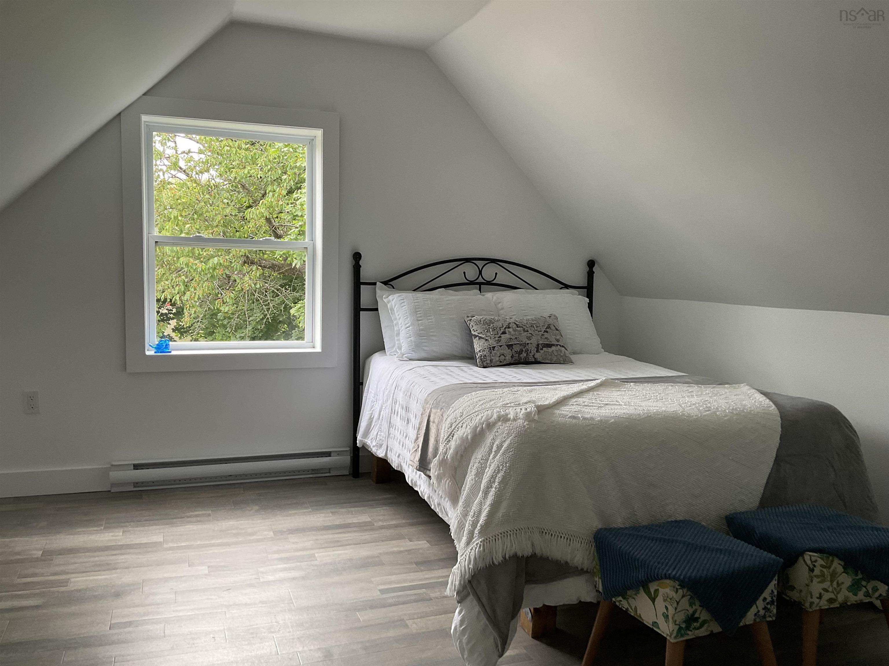 $184,000.00: 15 Oxford Avenue, Sydney Mines