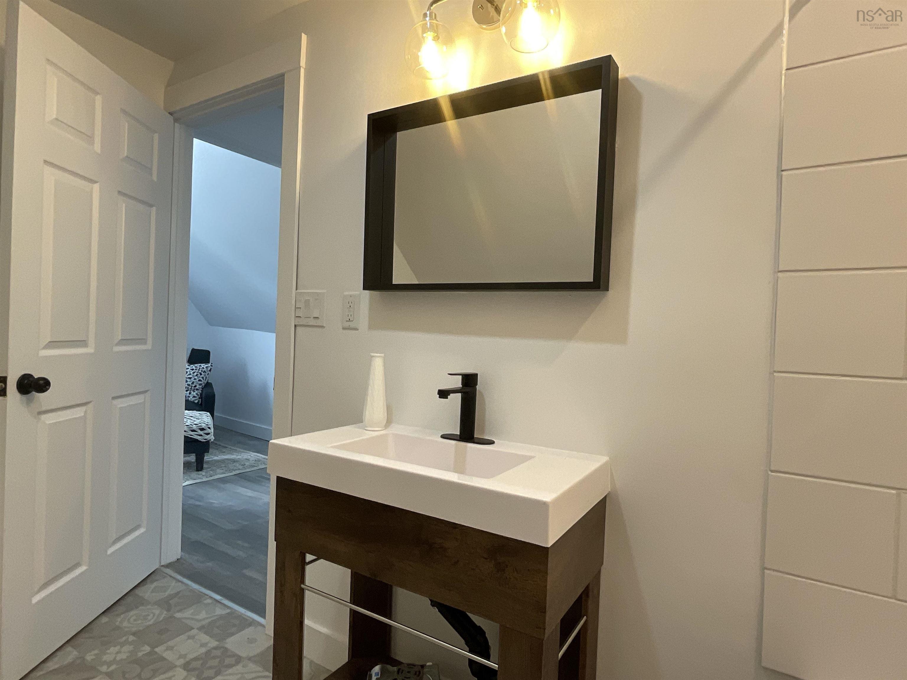 $184,000.00: 15 Oxford Avenue, Sydney Mines