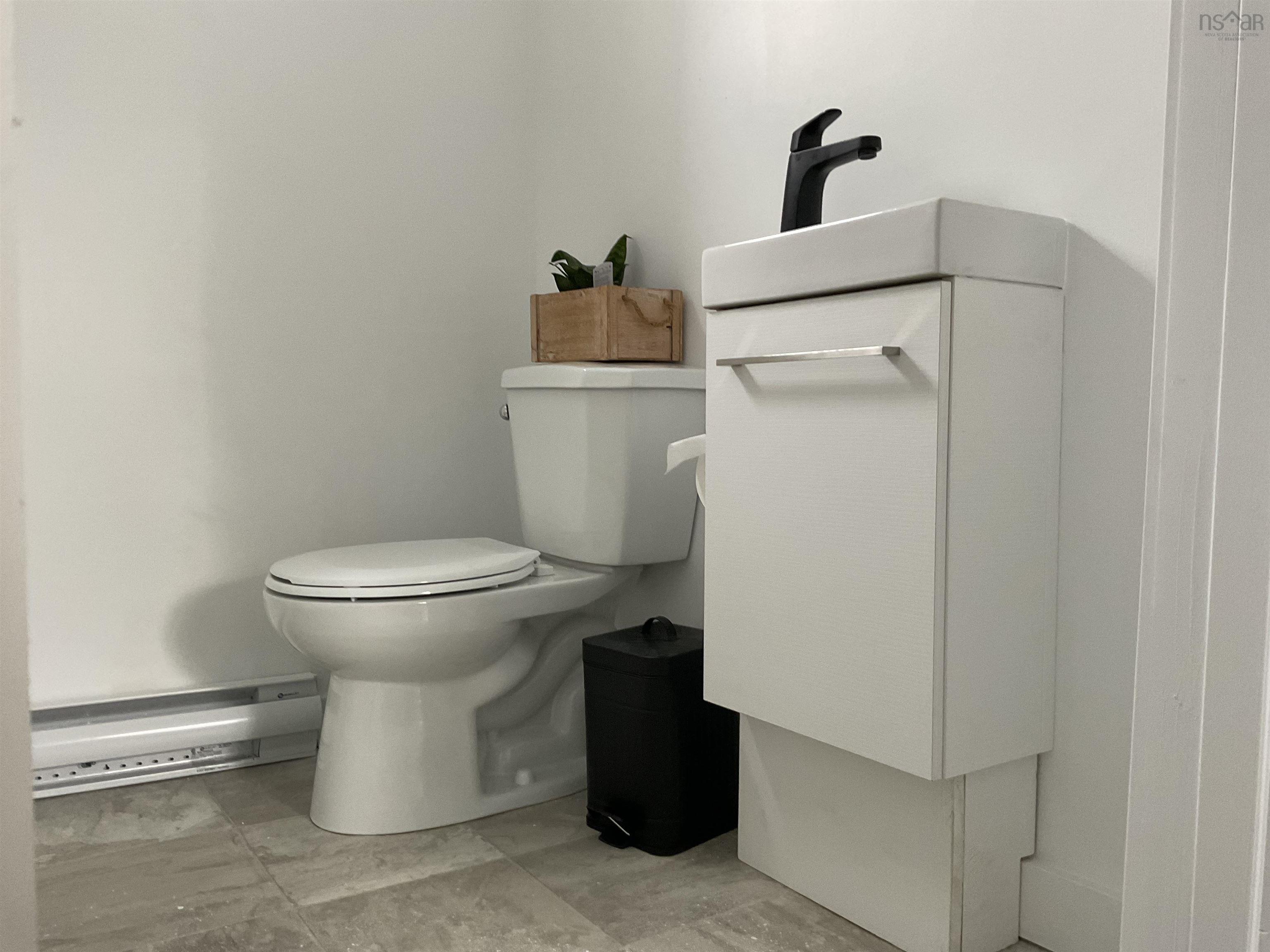 $184,000.00: 15 Oxford Avenue, Sydney Mines