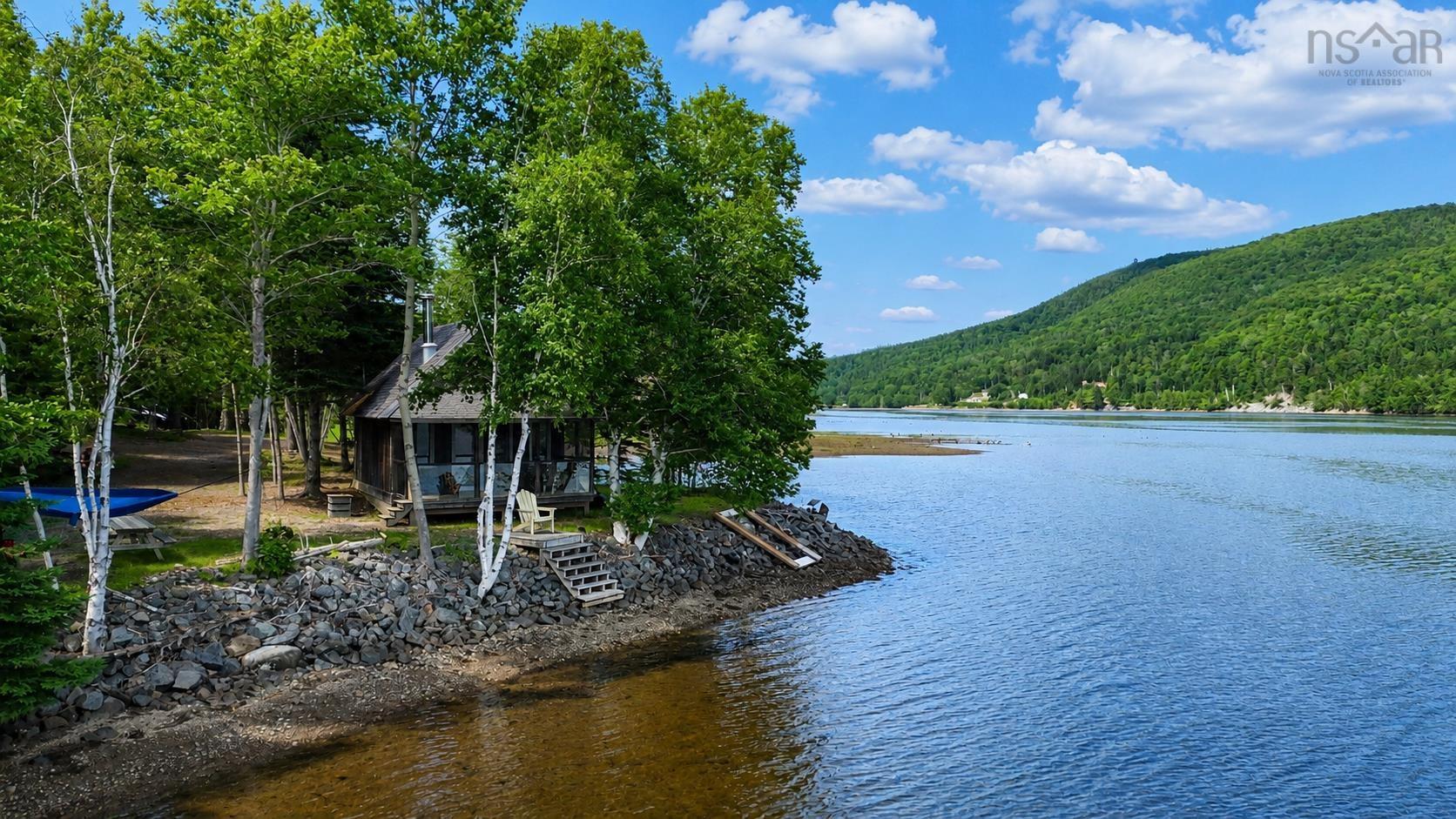 $130,000.00: 49069 Cabot Trail, North River