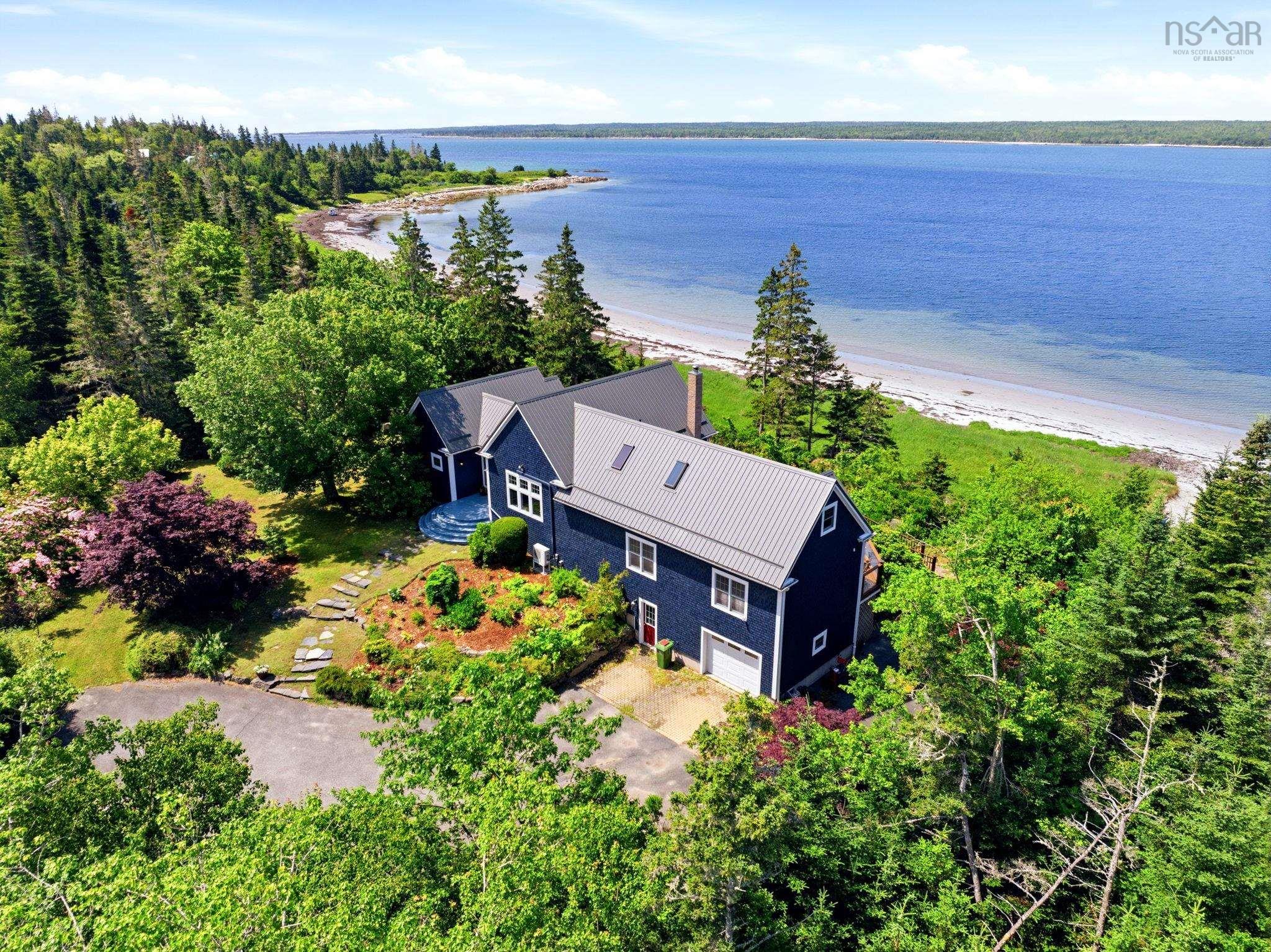 $1,499,000.00: 900 Saint Catherines River Road, Port Joli