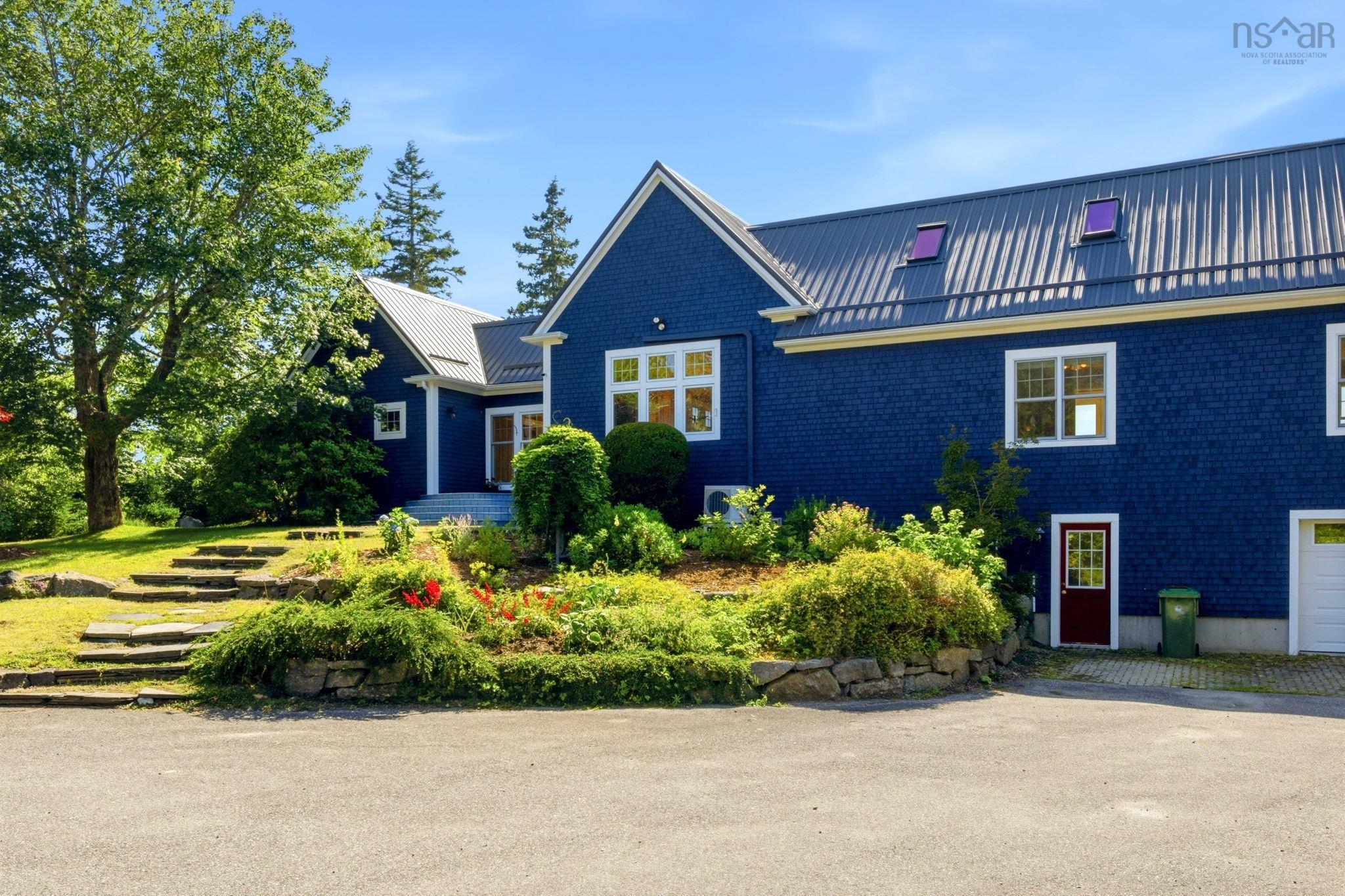 $1,499,000.00: 900 Saint Catherines River Road, Port Joli