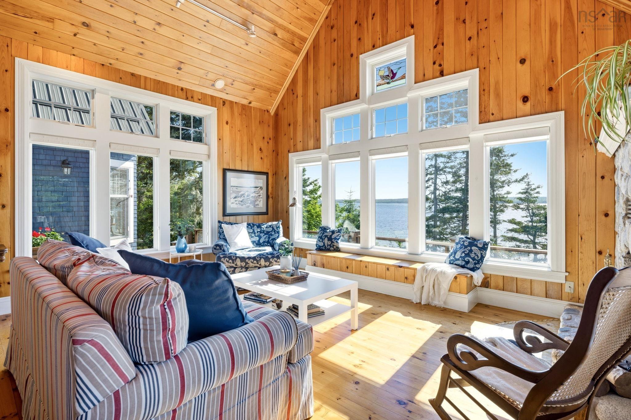 $1,499,000.00: 900 Saint Catherines River Road, Port Joli