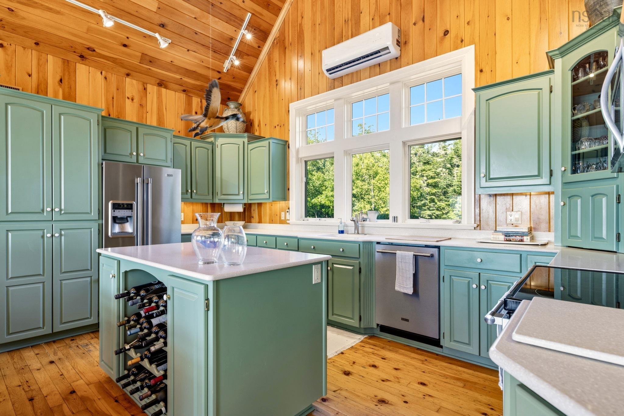 $1,499,000.00: 900 Saint Catherines River Road, Port Joli