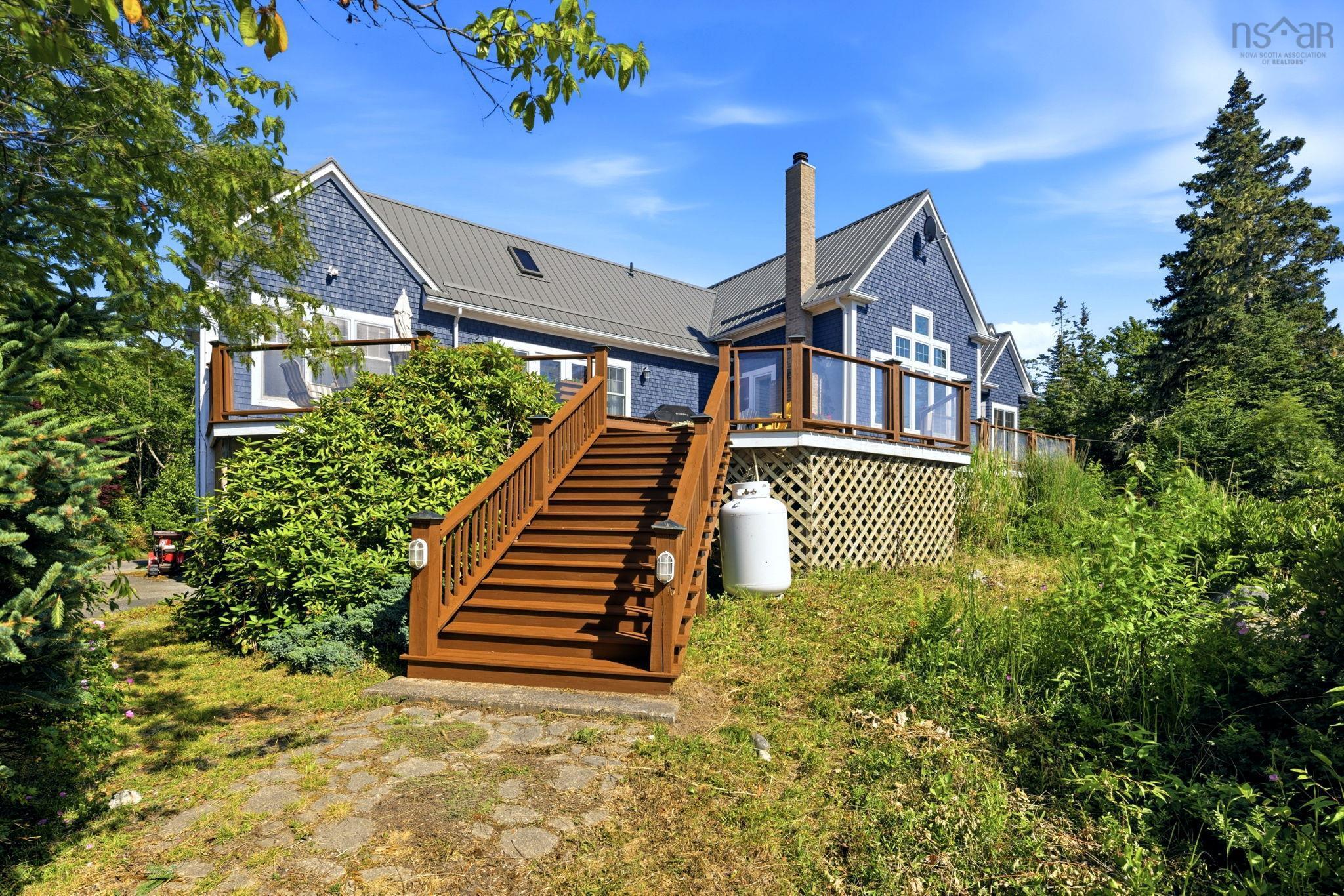 $1,499,000.00: 900 Saint Catherines River Road, Port Joli