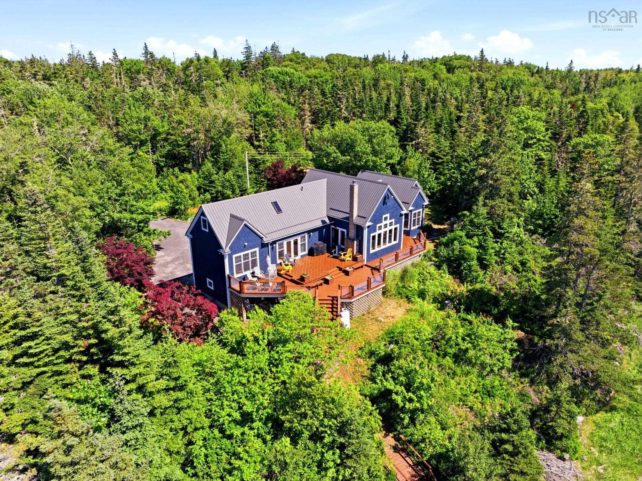$1,499,000.00: 900 Saint Catherines River Road, Port Joli