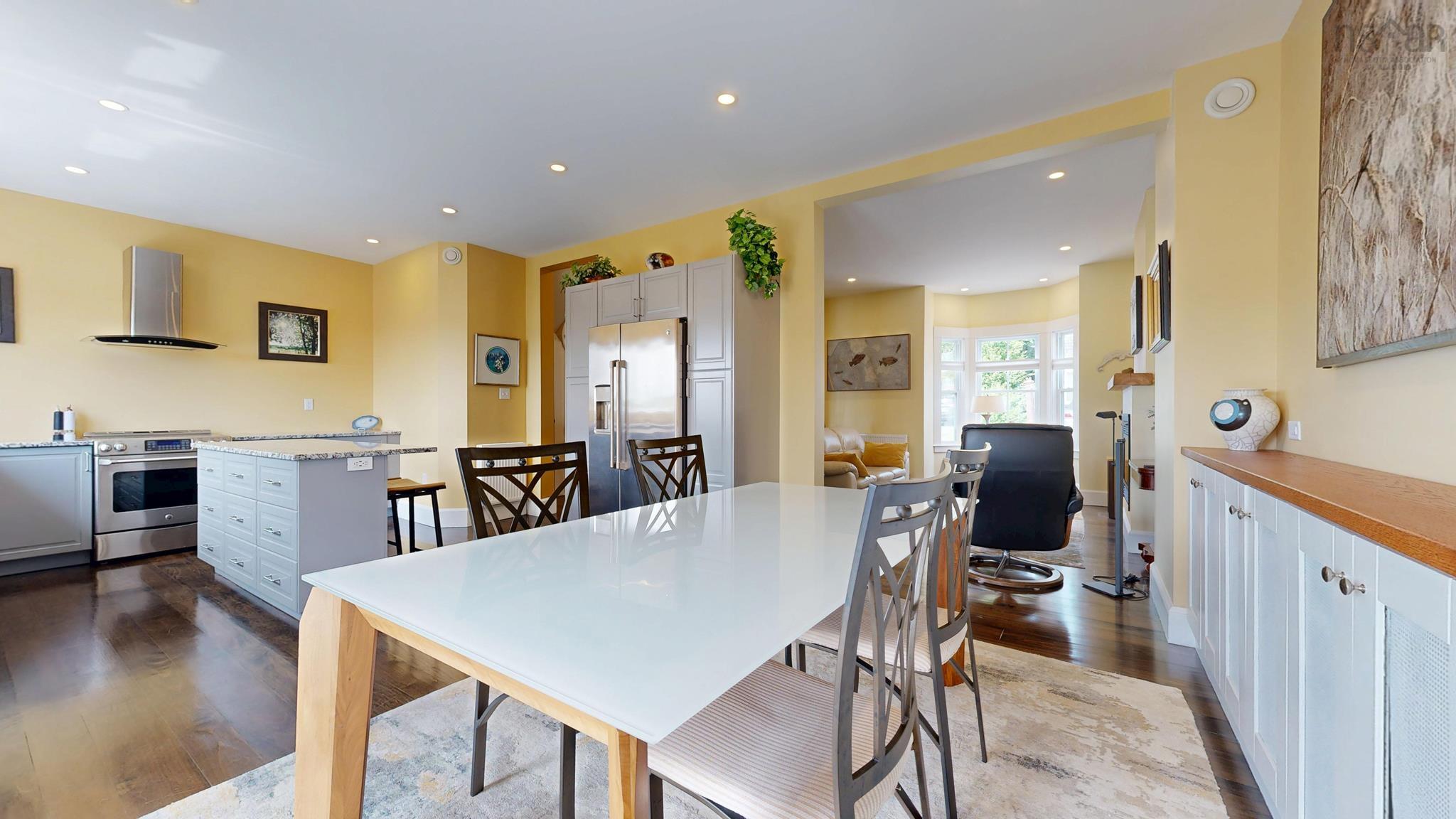 $995,000.00: 204 Pelham Street Lunenburg, Lunenburg
