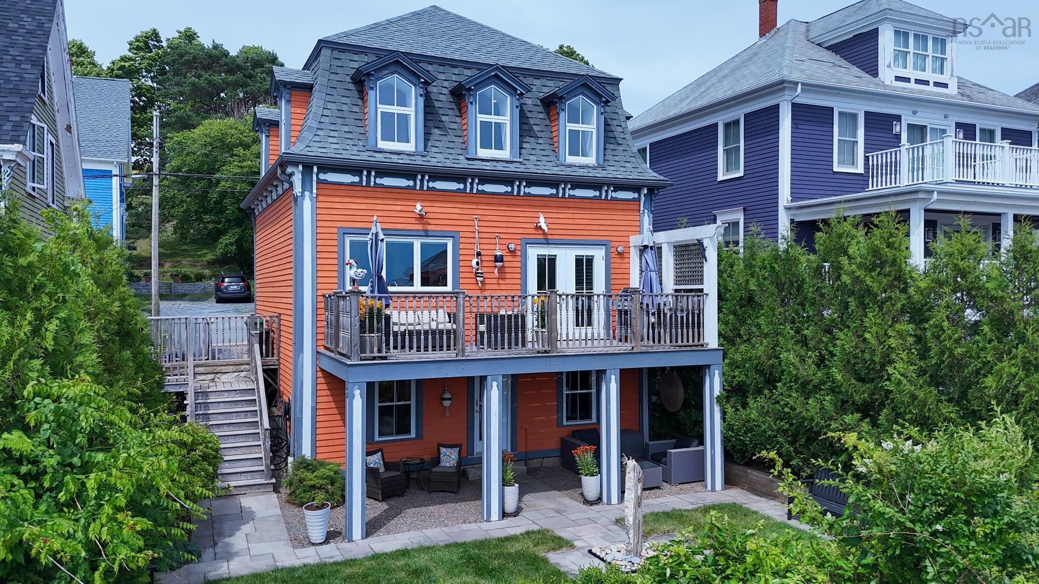 $995,000.00: 204 Pelham Street Lunenburg, Lunenburg