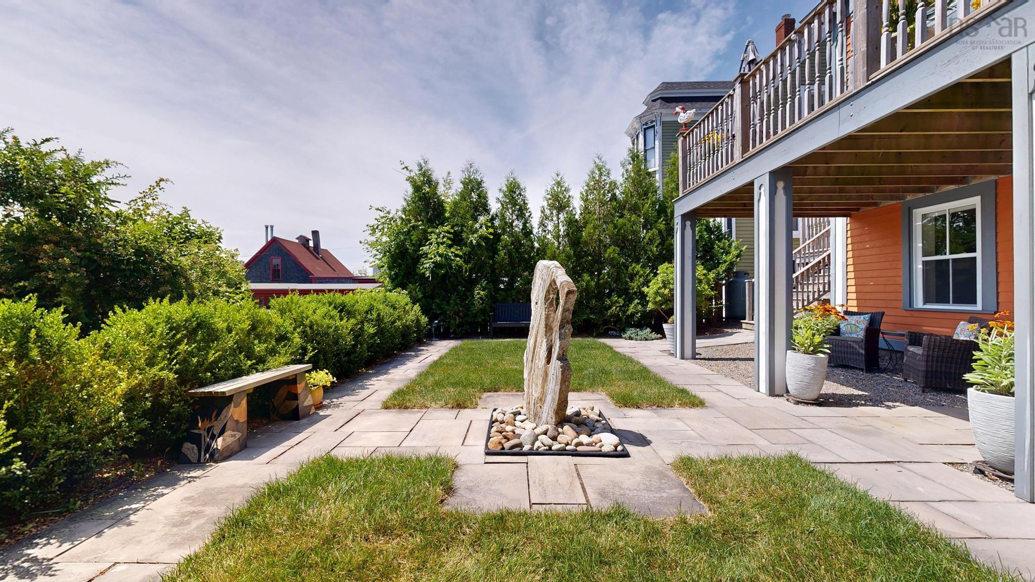 $995,000.00: 204 Pelham Street Lunenburg, Lunenburg