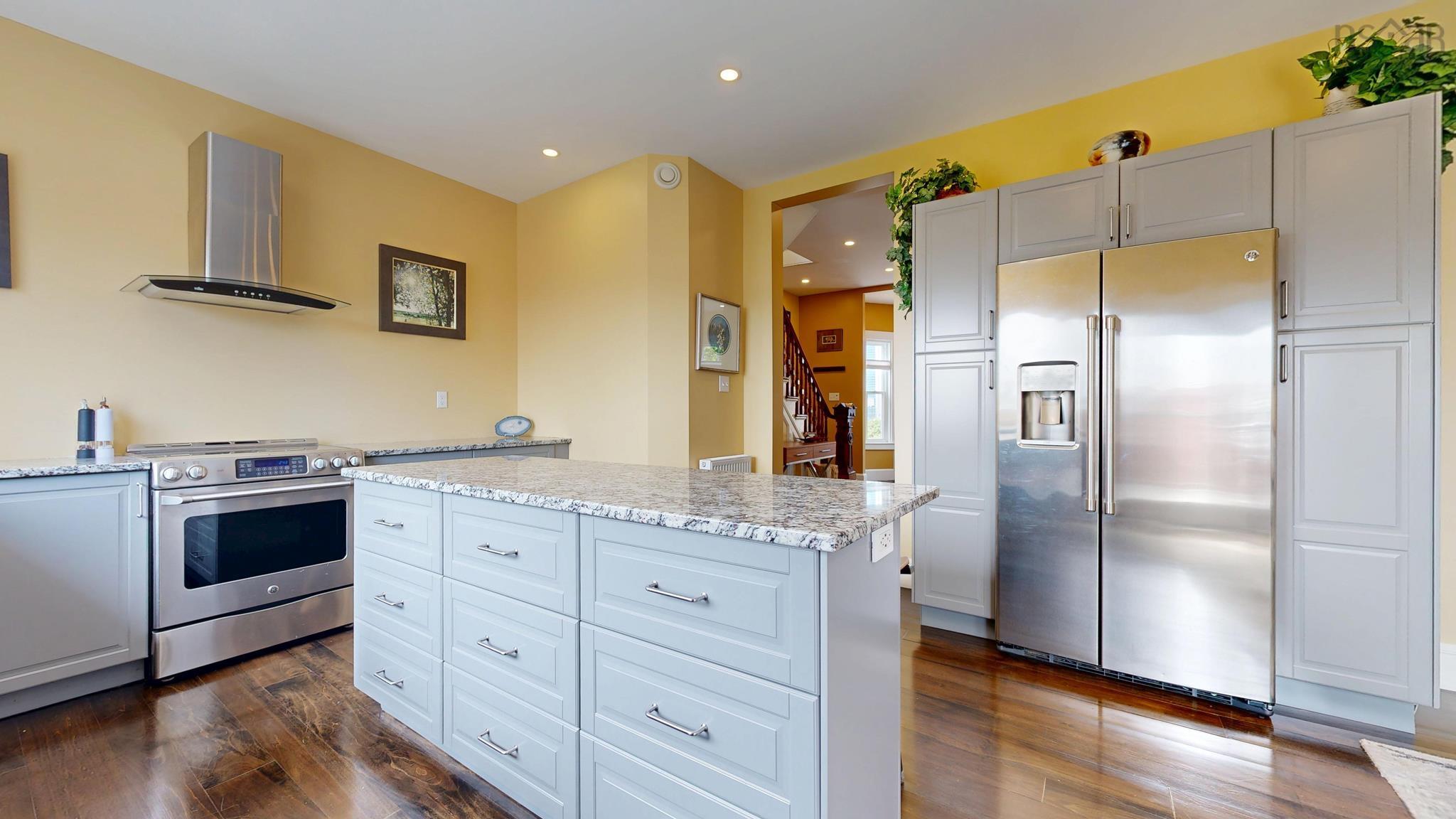 $995,000.00: 204 Pelham Street Lunenburg, Lunenburg