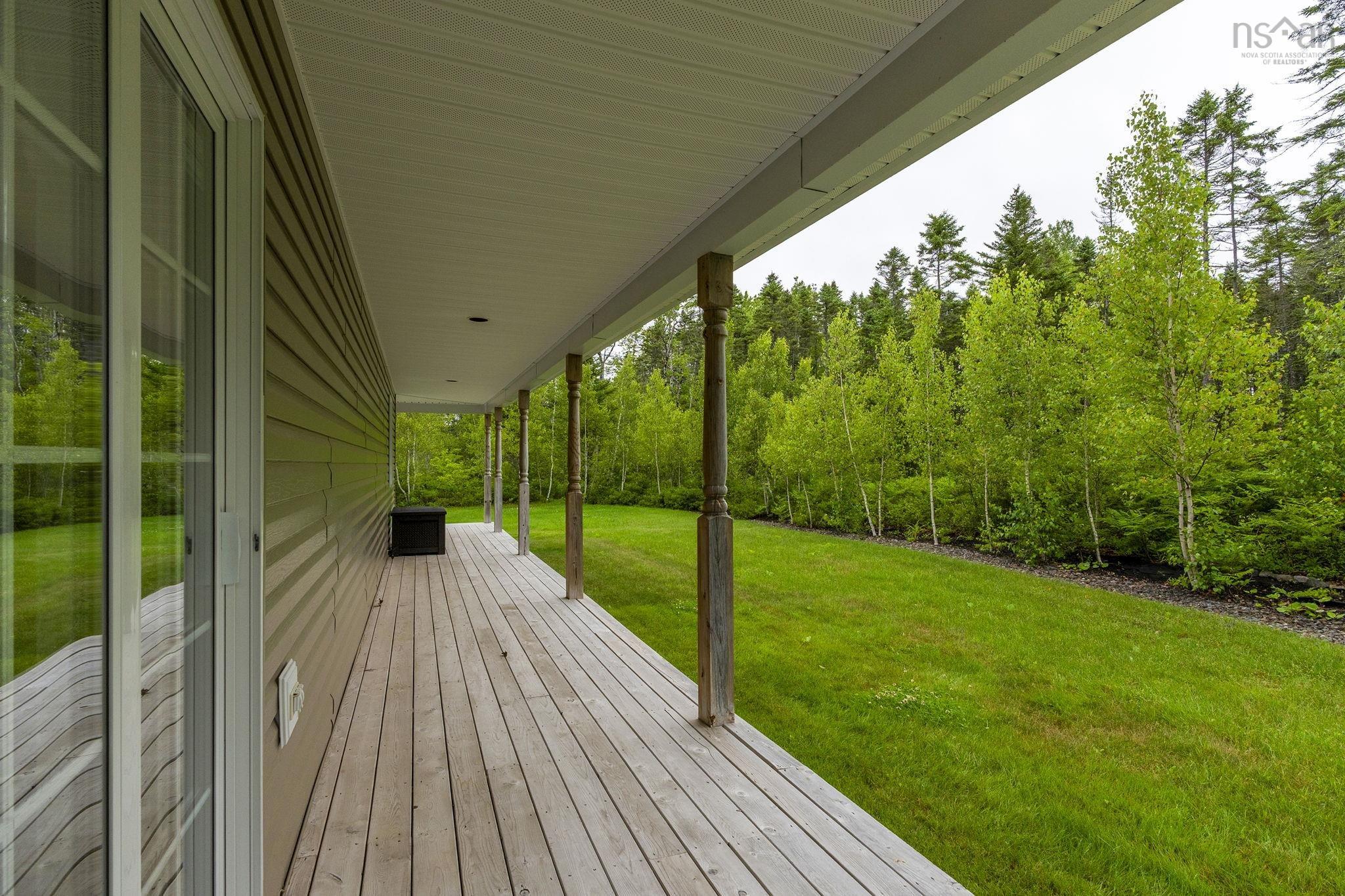 $649,900.00: 7450 Highway 14, Nine Mile River