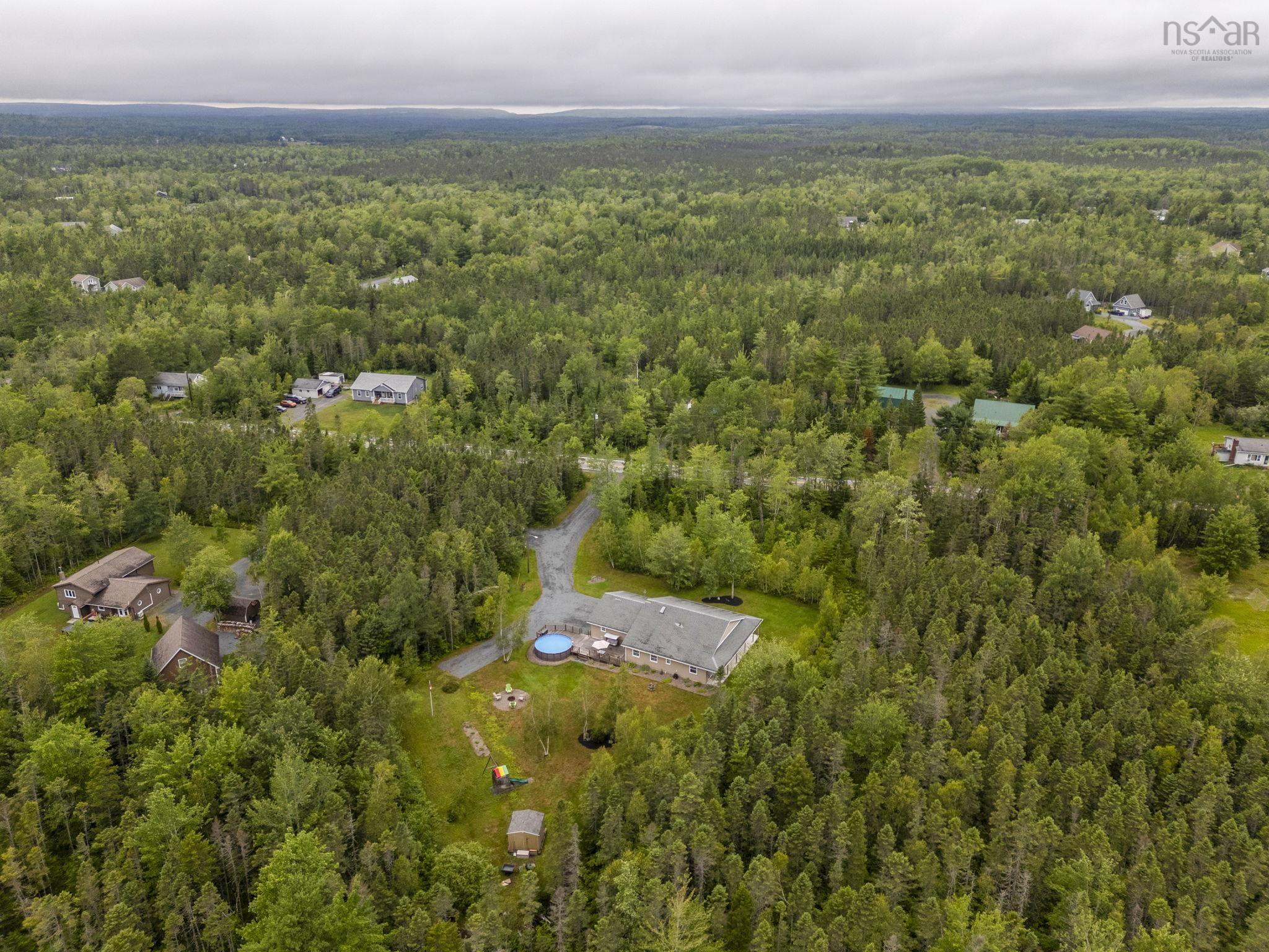 $649,900.00: 7450 Highway 14, Nine Mile River