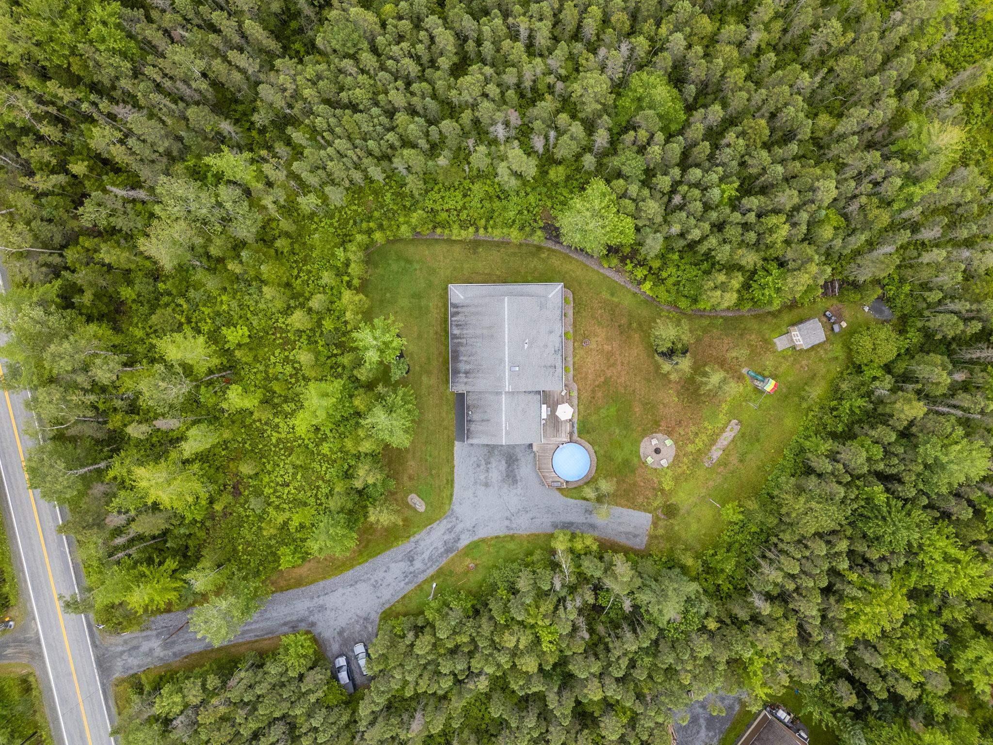 $649,900.00: 7450 Highway 14, Nine Mile River