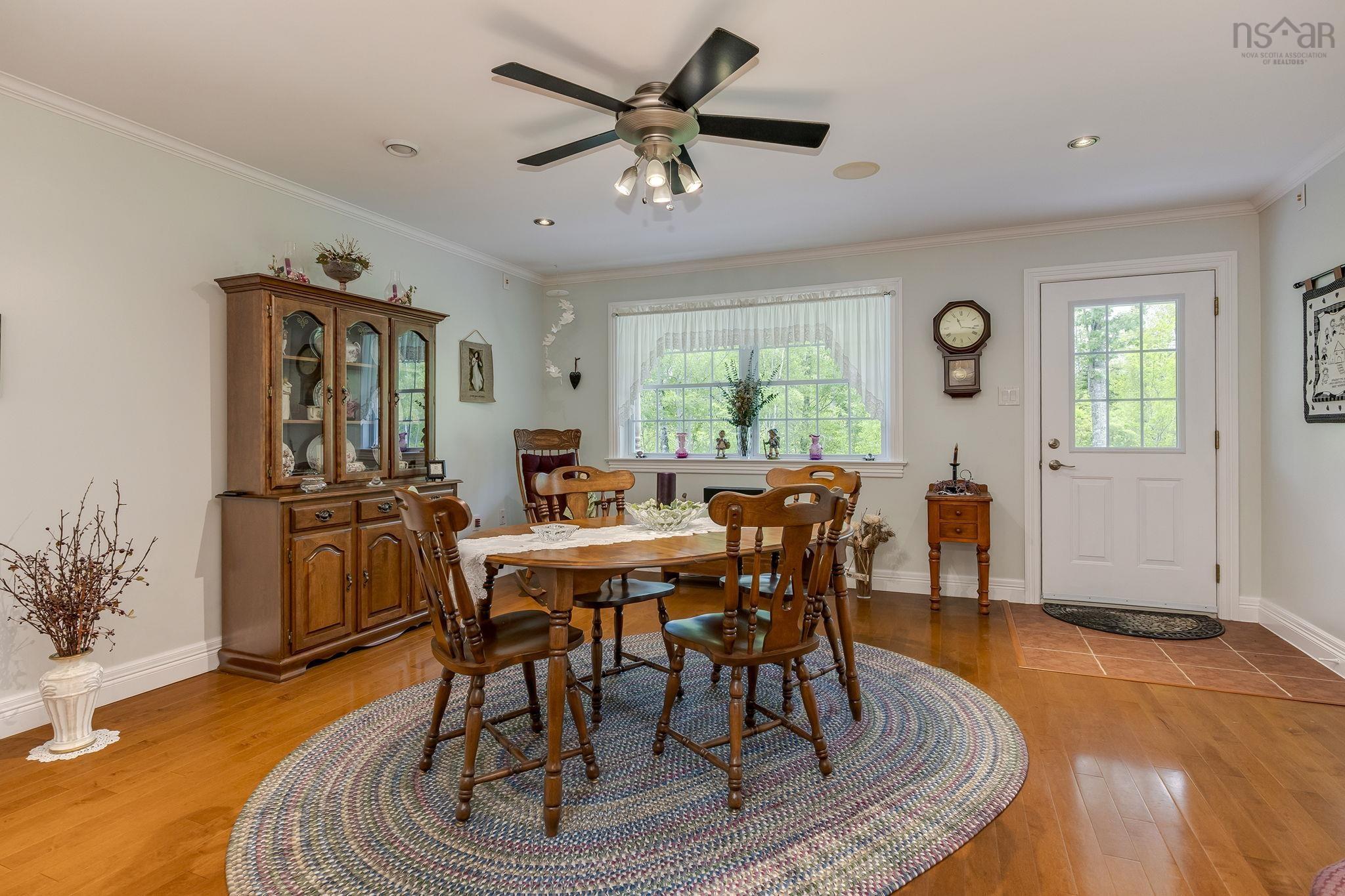 $649,900.00: 7450 Highway 14, Nine Mile River