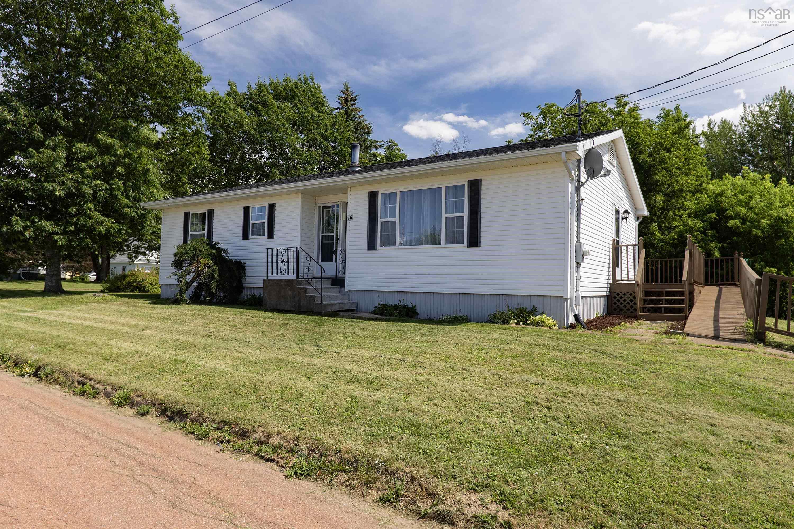 96 Queen Street, Pugwash, NS (MLS 202618681)