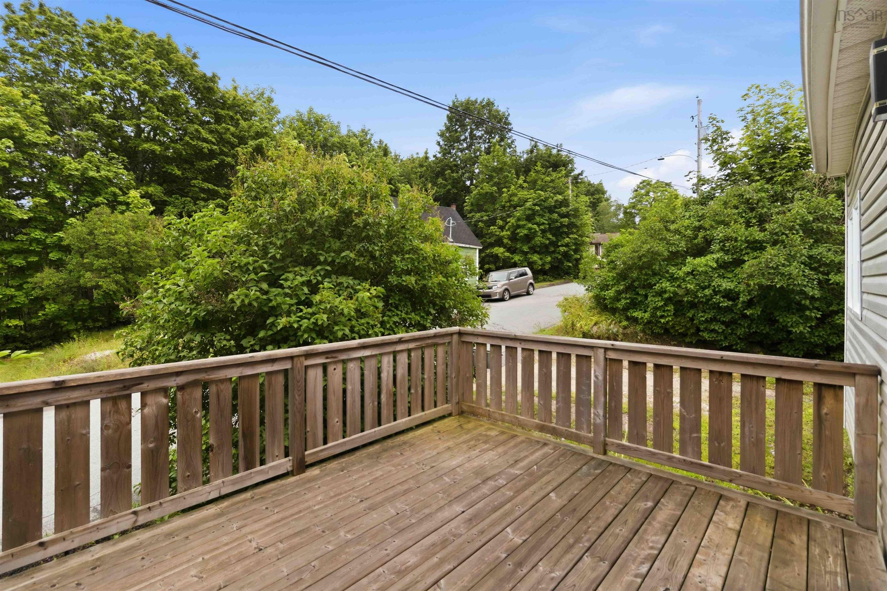 $279,900.00: 7 Eisenhauer Lane, Bridgewater