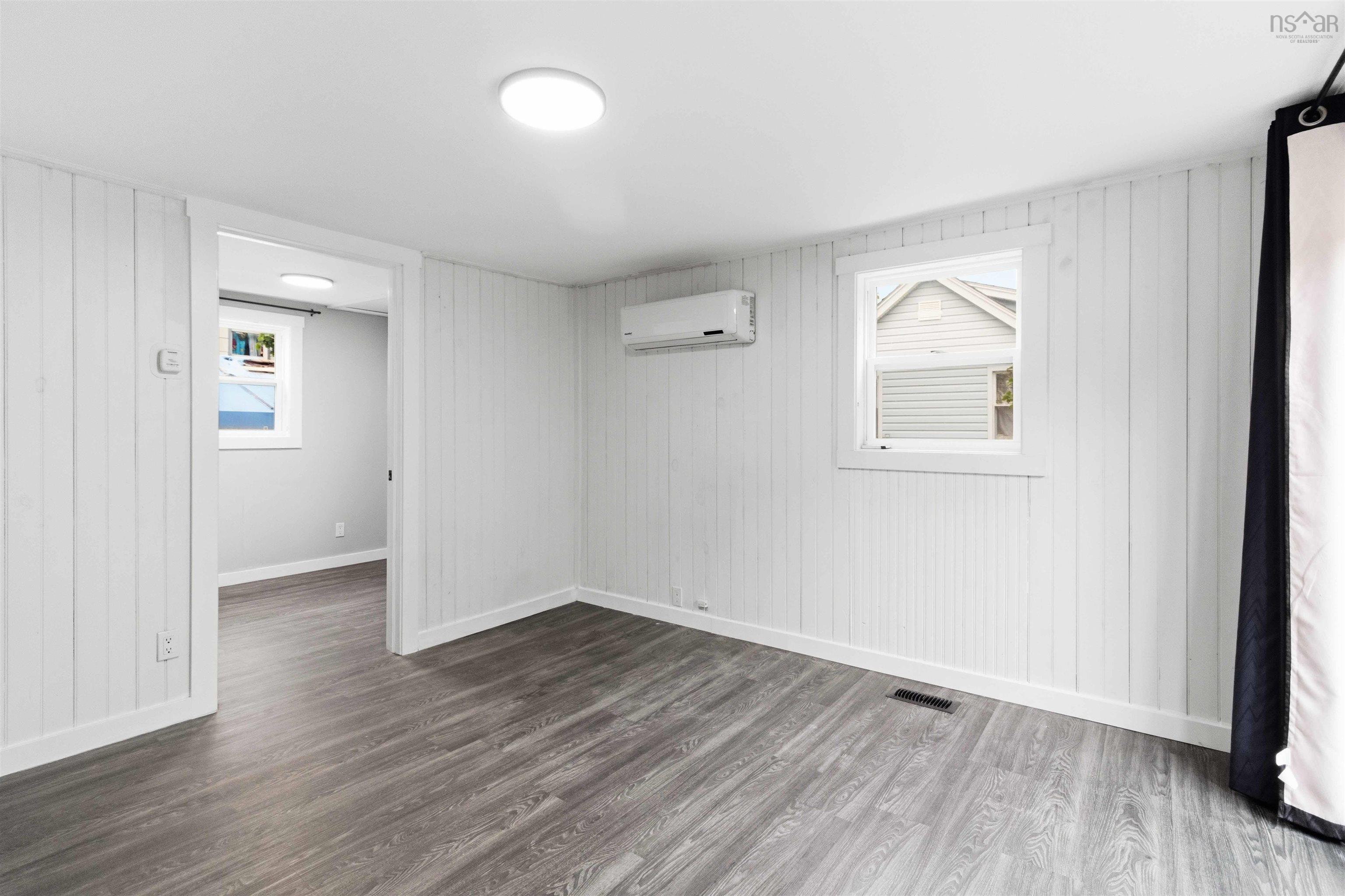 $279,900.00: 7 Eisenhauer Lane, Bridgewater
