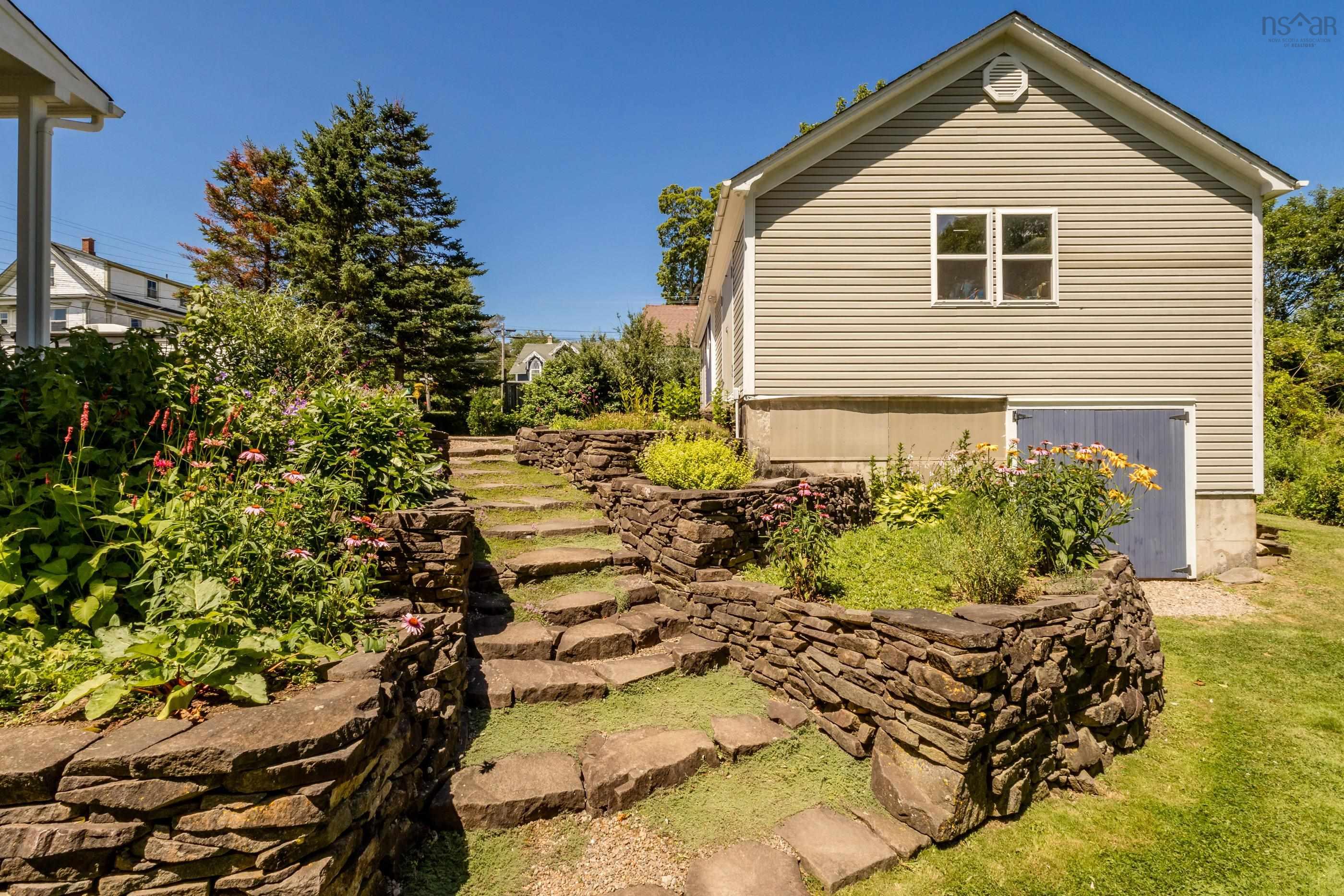 $465,000.00: 116 Paradise Lane, Paradise