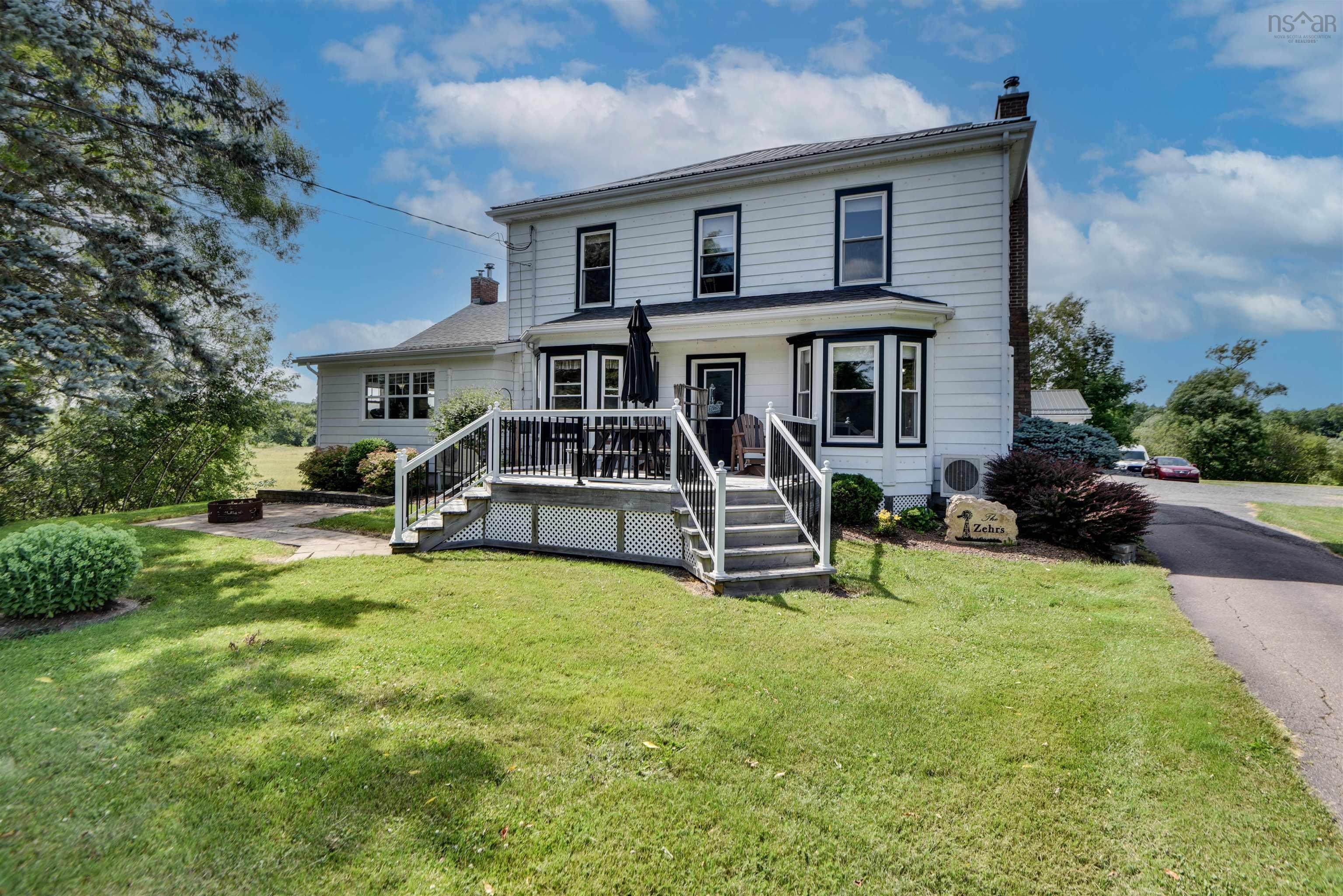 $565,000.00: 4289 West River East Side Road, Durham