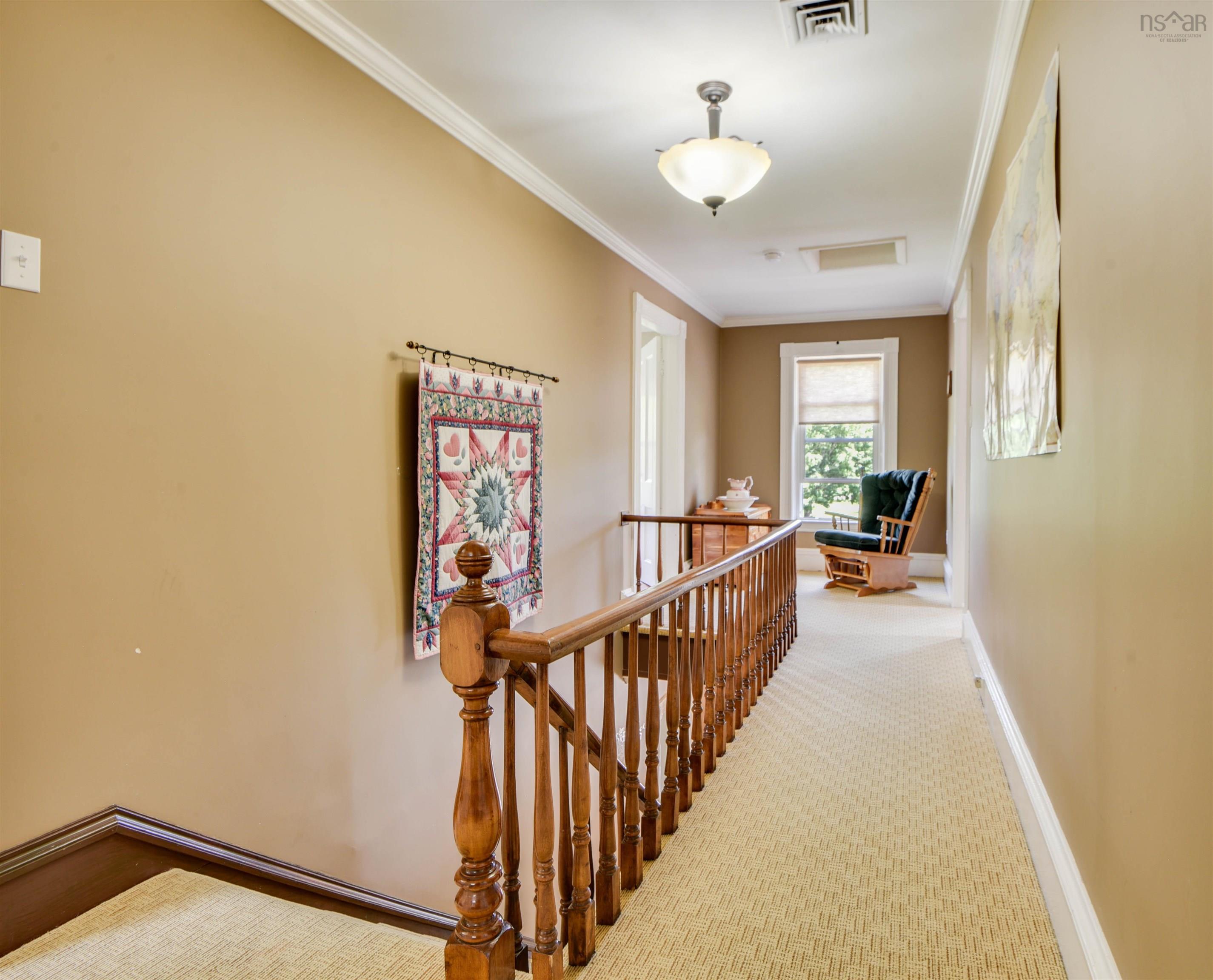 $565,000.00: 4289 West River East Side Road, Durham