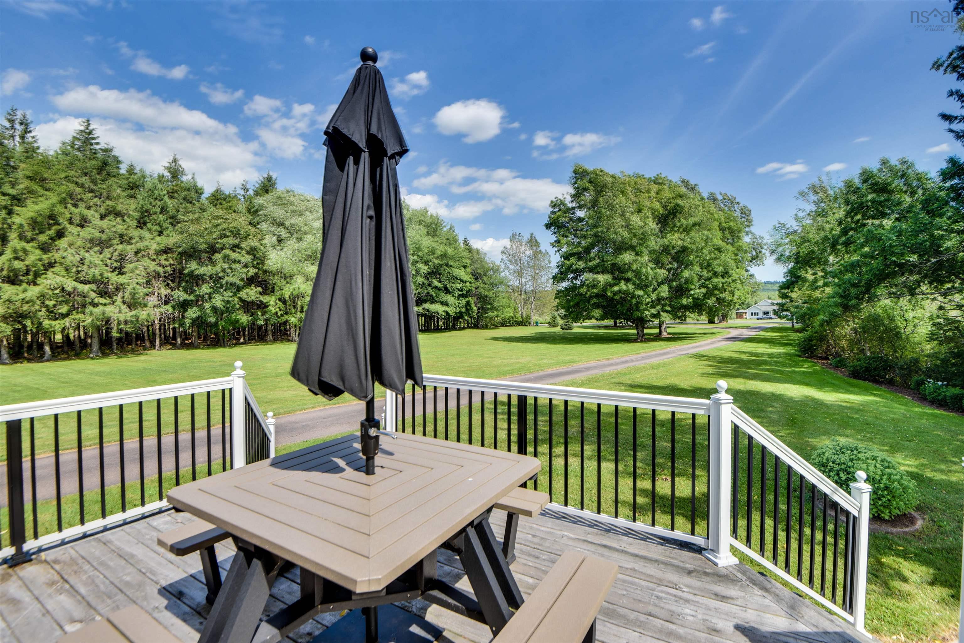 $565,000.00: 4289 West River East Side Road, Durham