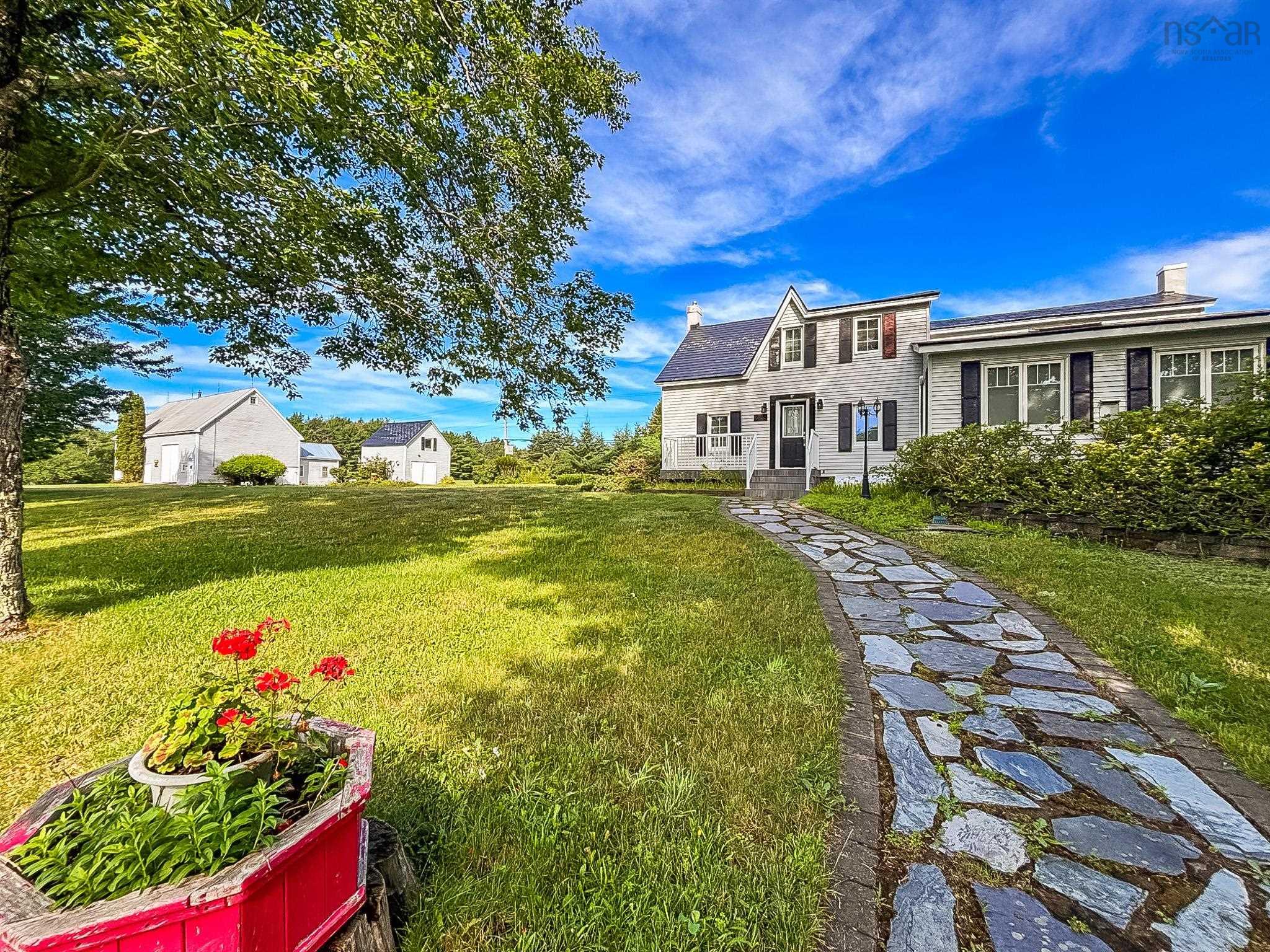 $699,900.00: 259 Feeners Corner Road, West Northfield