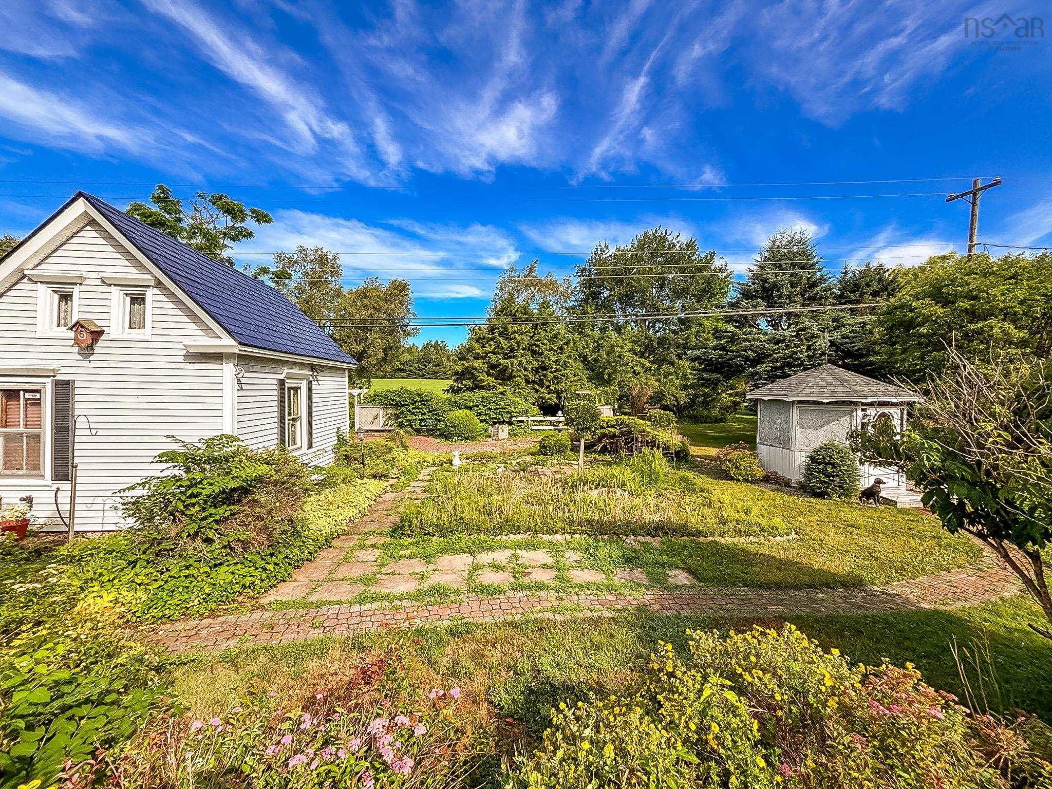 $699,900.00: 259 Feeners Corner Road, West Northfield