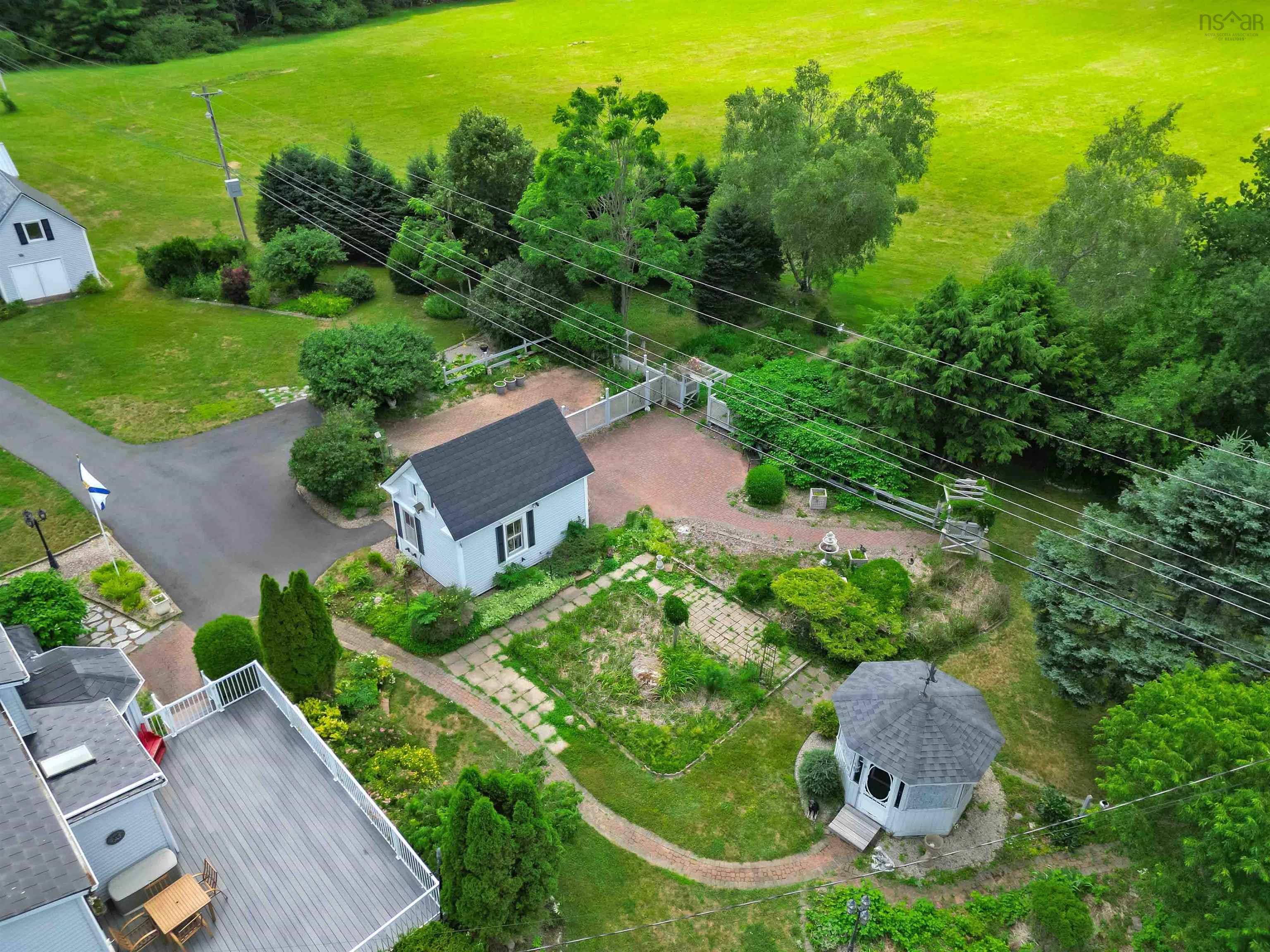 $699,900.00: 259 Feeners Corner Road, West Northfield