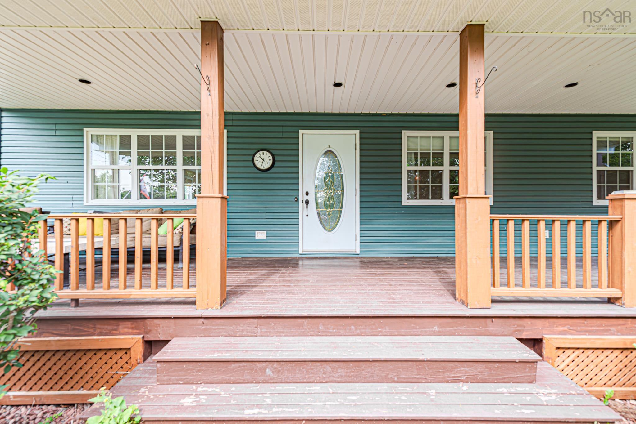 $399,900.00: 112 Pleasant Street, Stellarton