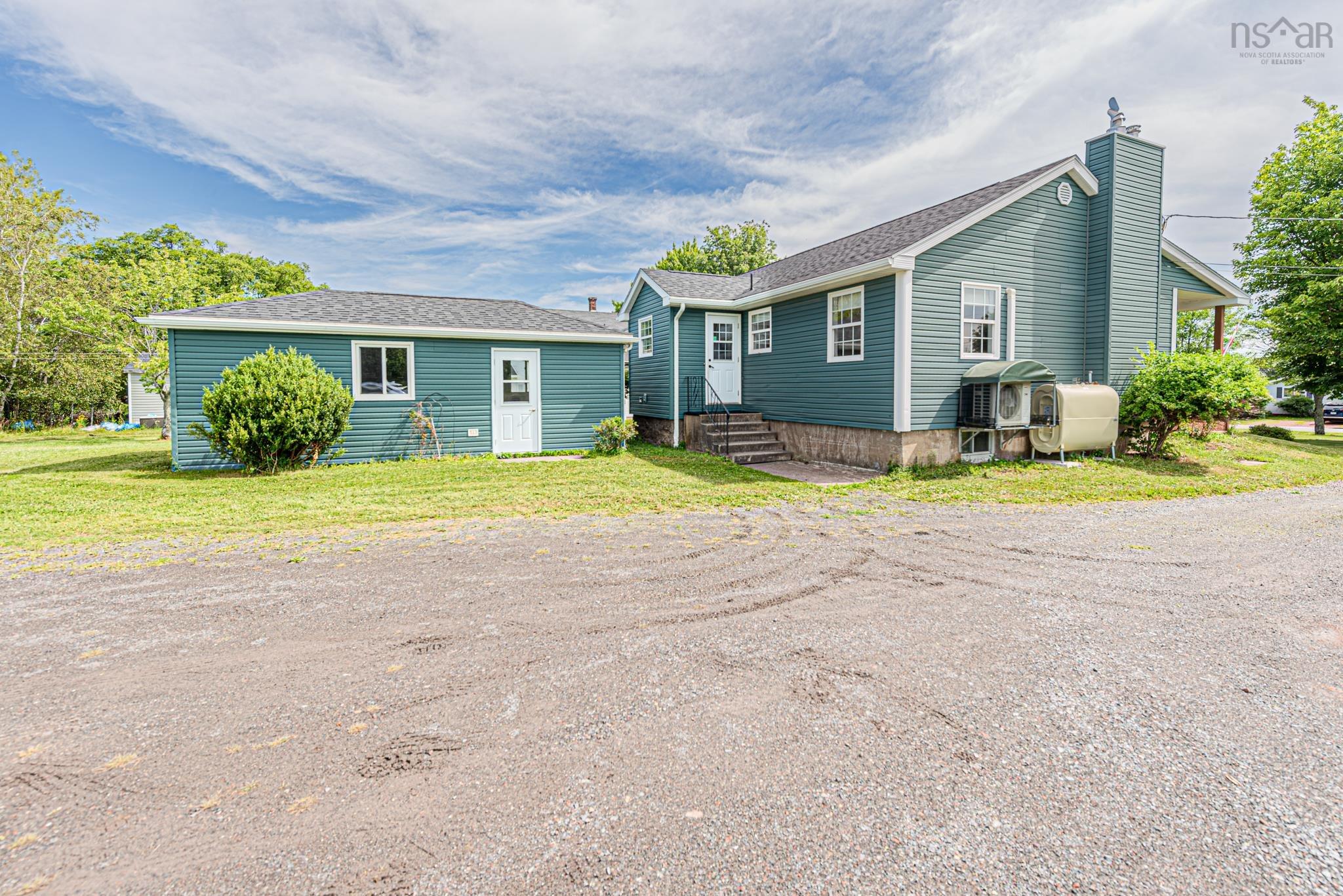 $399,900.00: 112 Pleasant Street, Stellarton