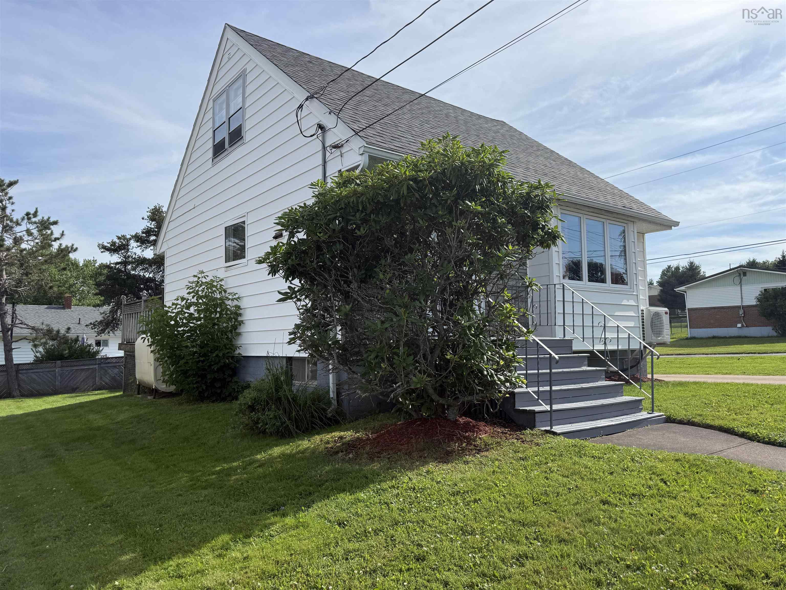 $239,900.00: 370 Victoria Avenue, New Glasgow