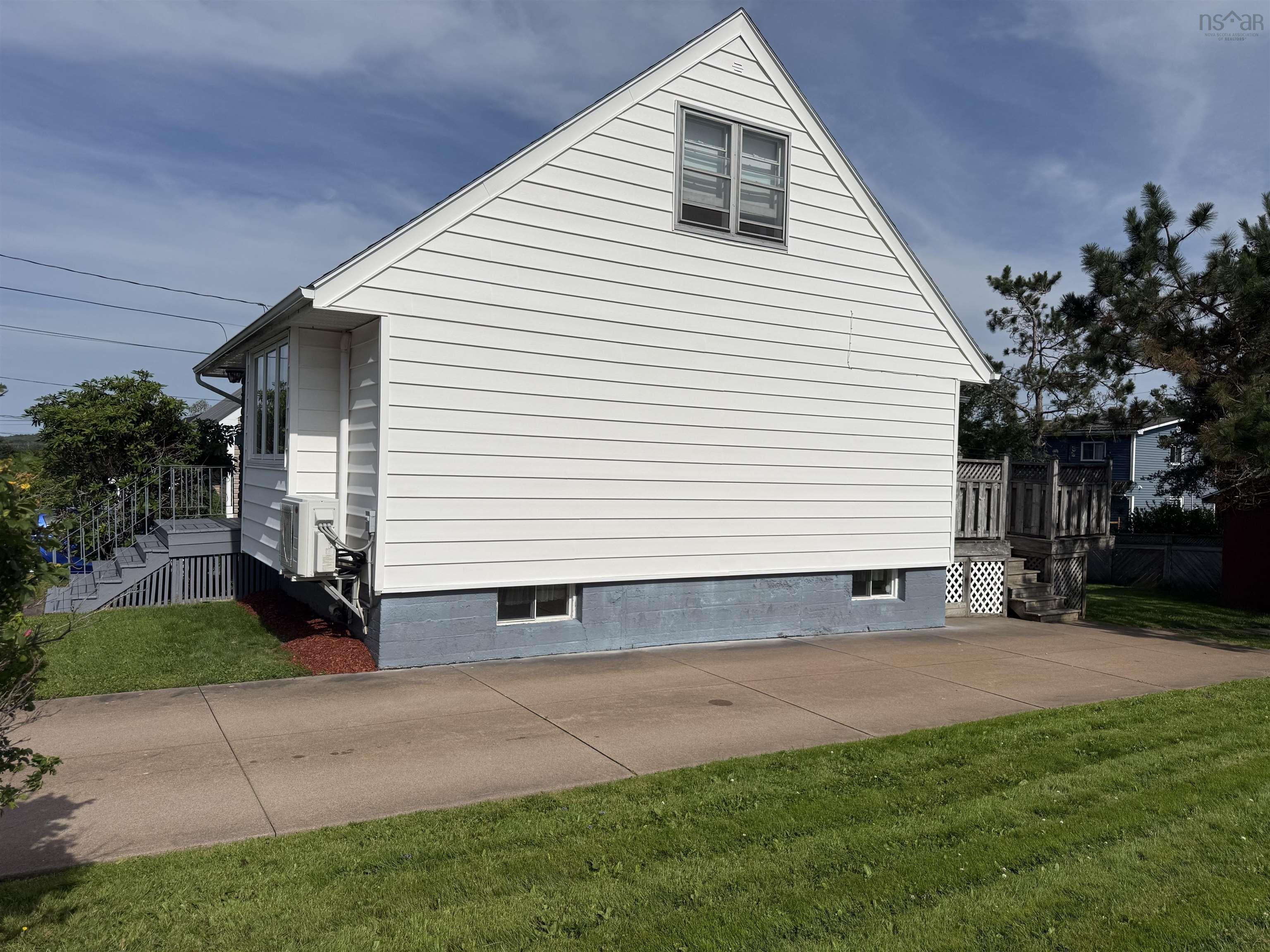 $239,900.00: 370 Victoria Avenue, New Glasgow