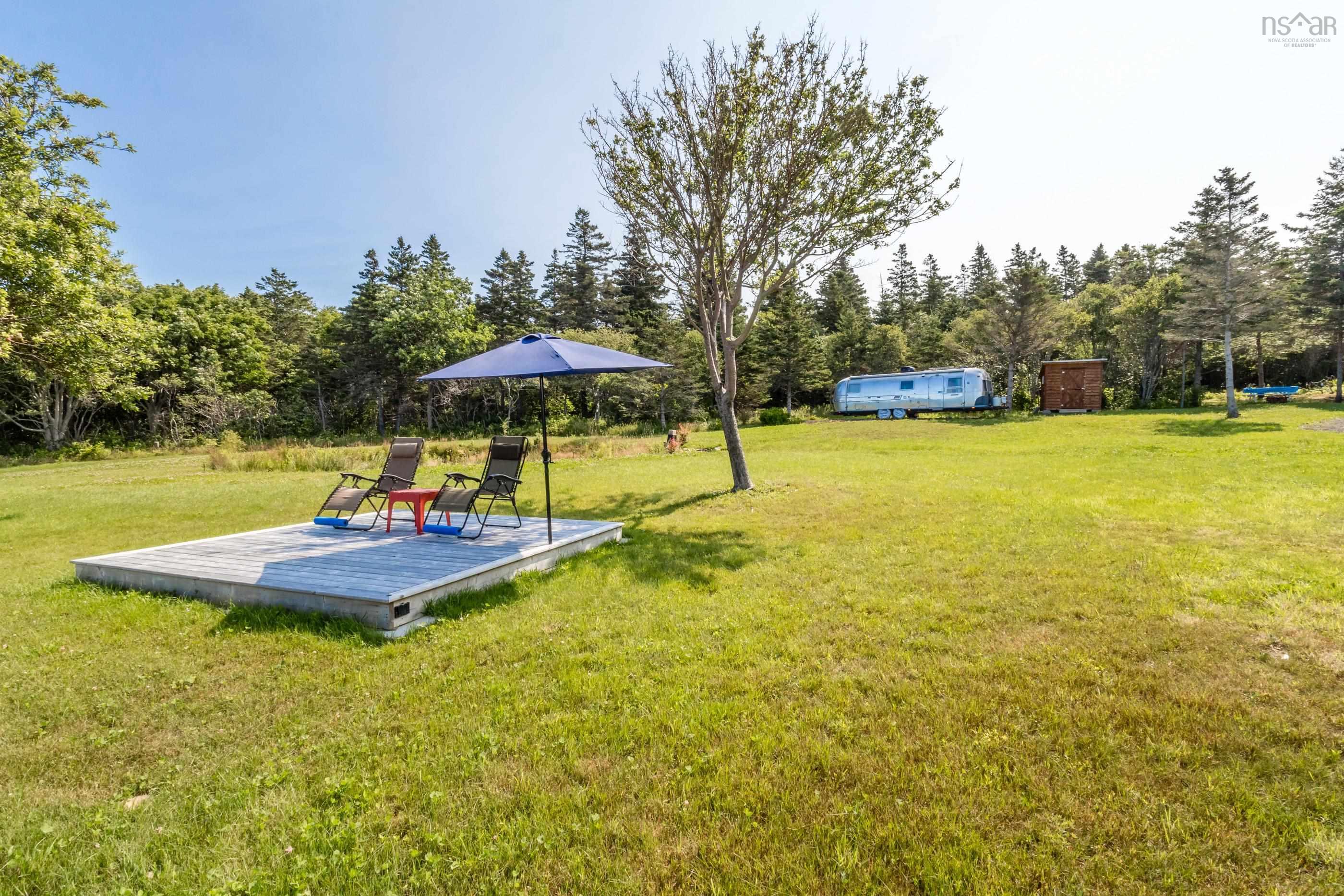 $279,500.00: 6829 Highway 101, Gilberts Cove