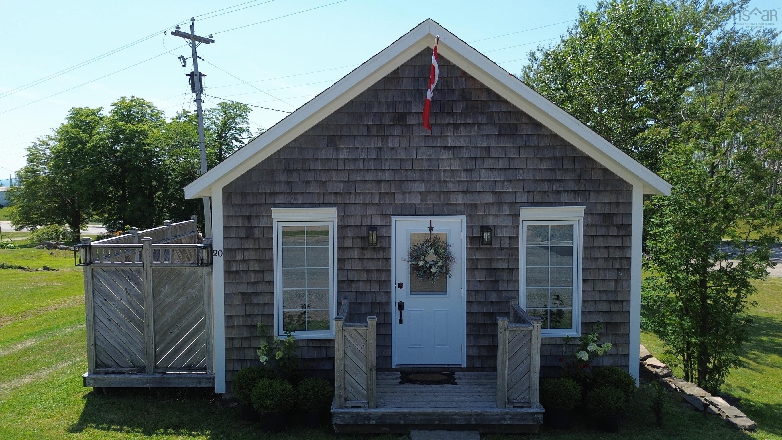 $280,000.00: 20 High Road, Port Hood