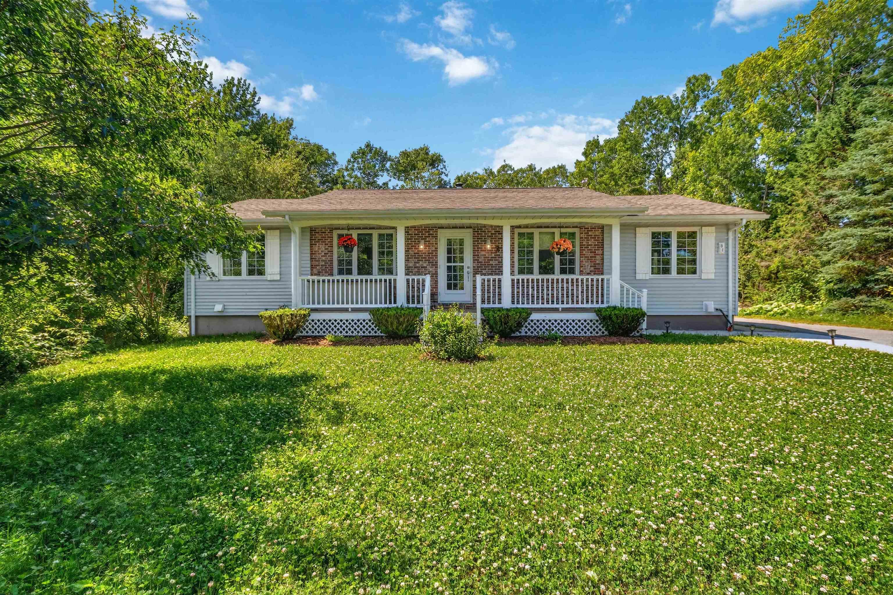 $519,900.00: 32 Pinecrest Boulevard, Bridgewater