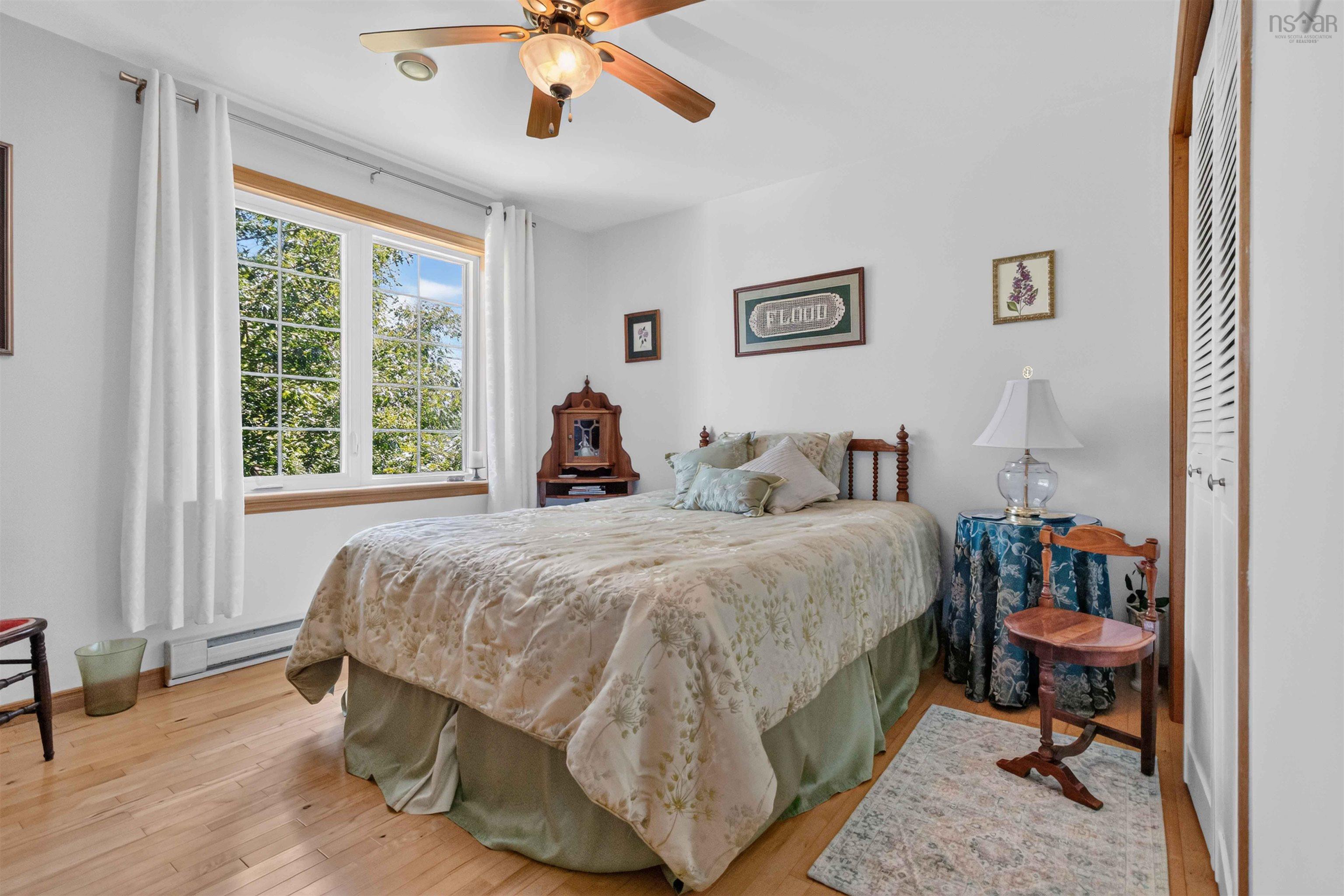 $519,900.00: 32 Pinecrest Boulevard, Bridgewater