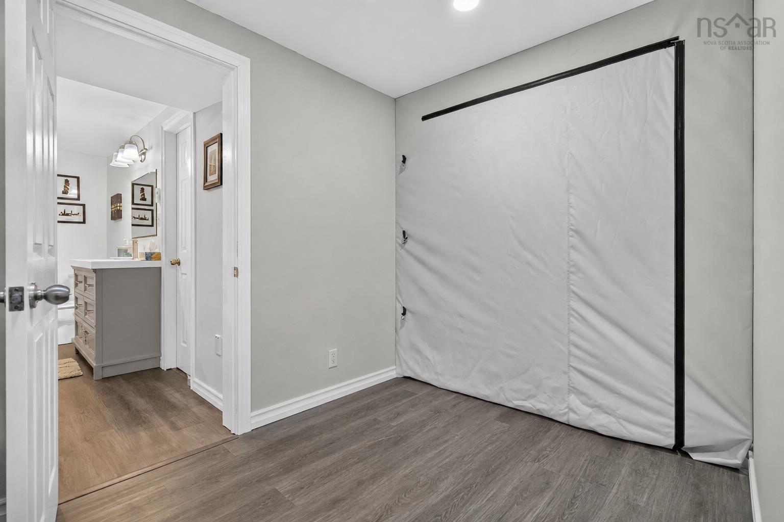 $519,900.00: 32 Pinecrest Boulevard, Bridgewater
