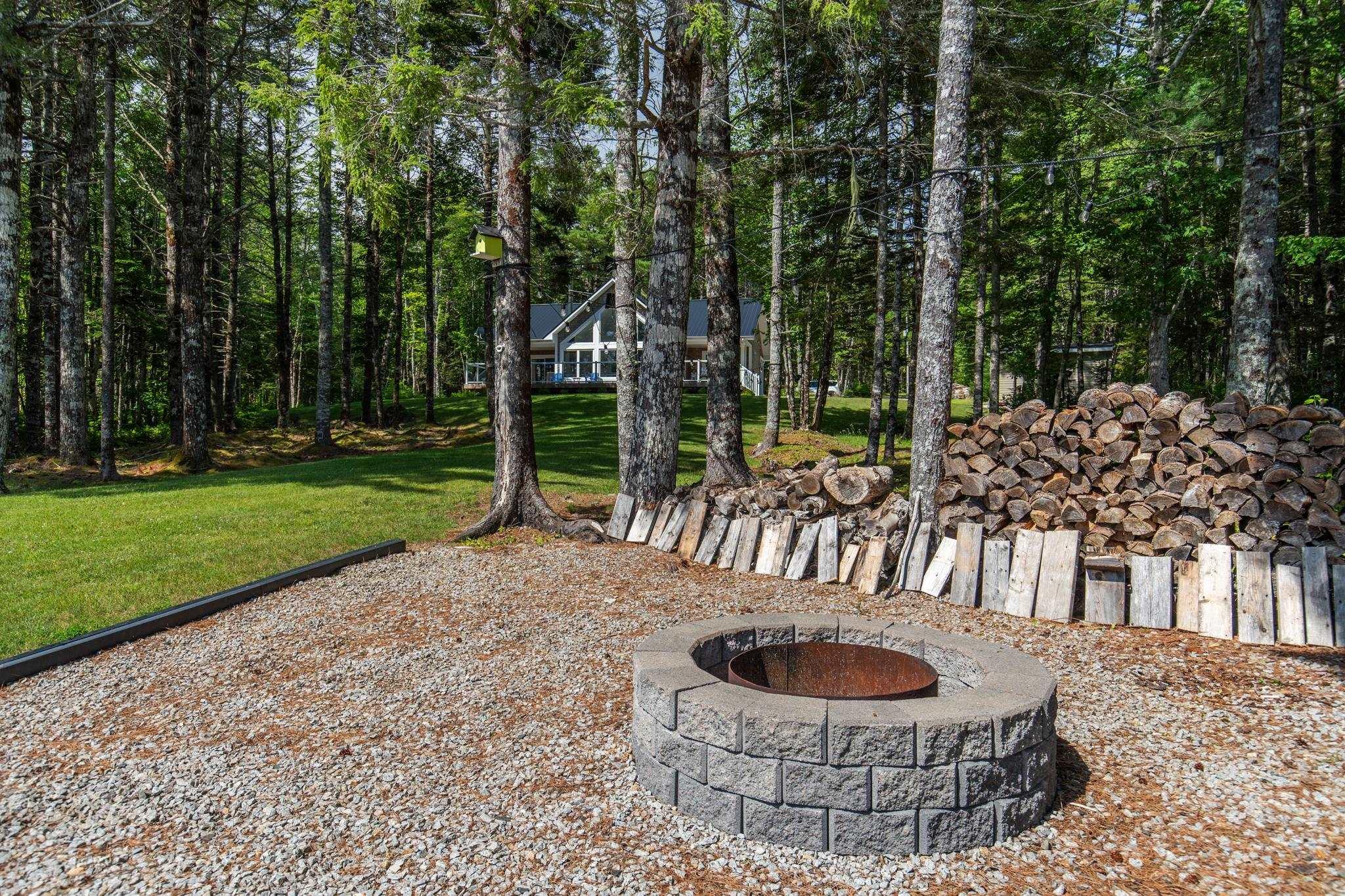 $660,000.00: 120 Kempt Back Lake Road, Kemptville