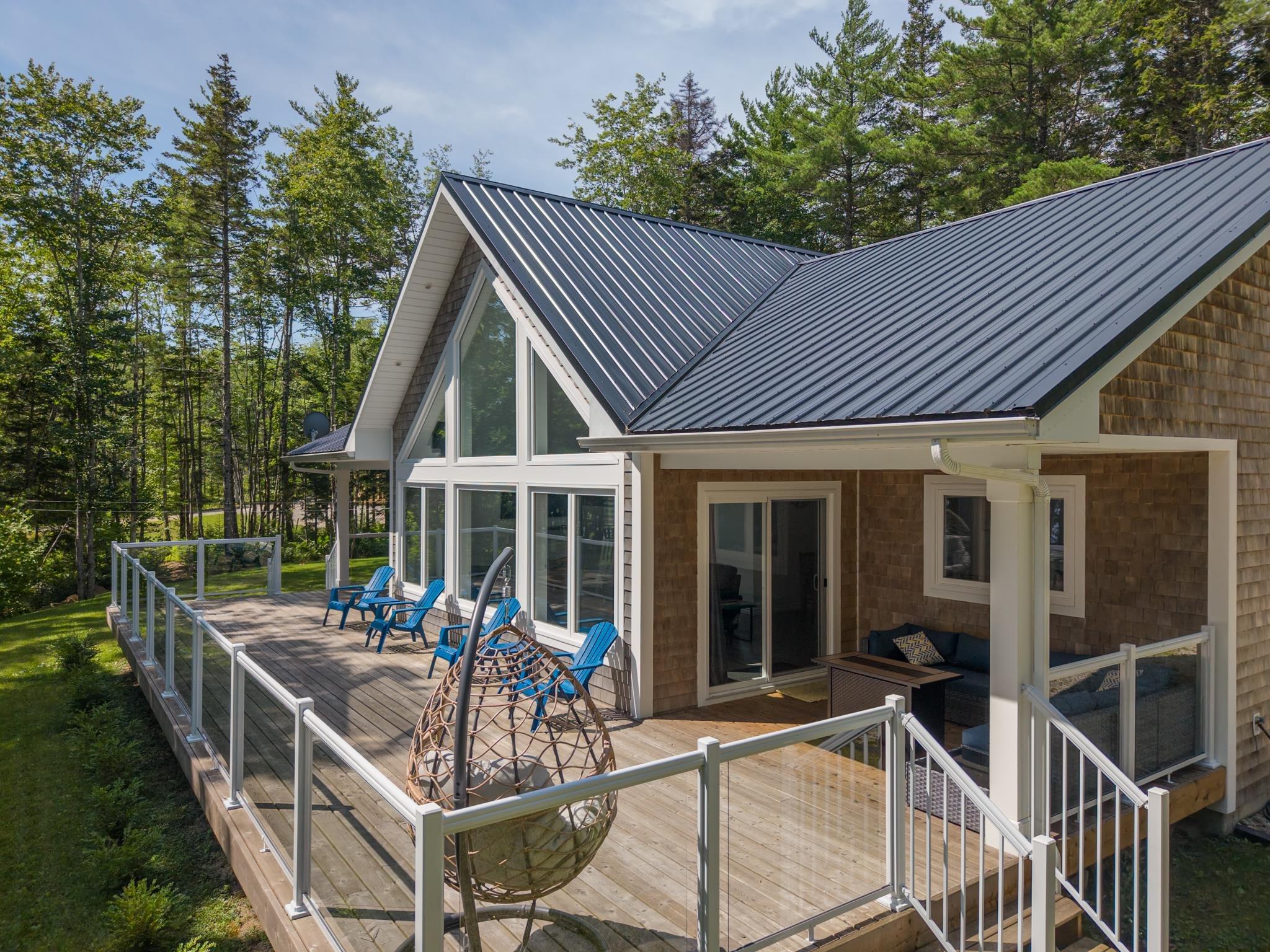 $660,000.00: 120 Kempt Back Lake Road, Kemptville