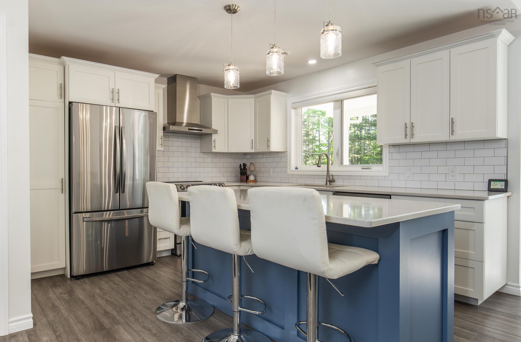 $660,000.00: 120 Kempt Back Lake Road, Kemptville