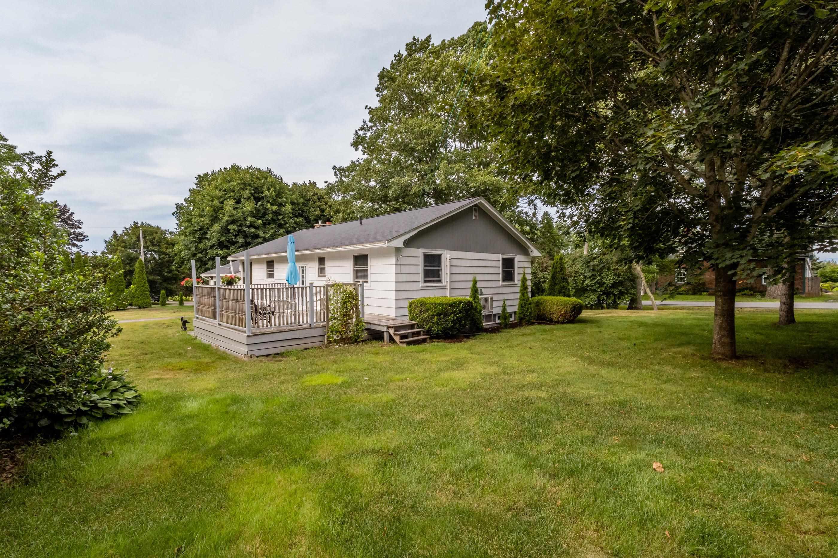 $399,000.00: 847 Highway 341, Upper Dyke