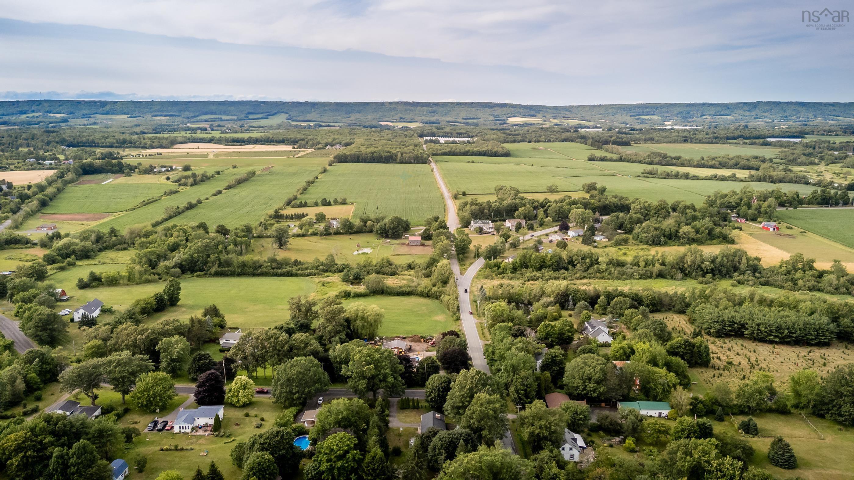 $399,000.00: 847 Highway 341, Upper Dyke