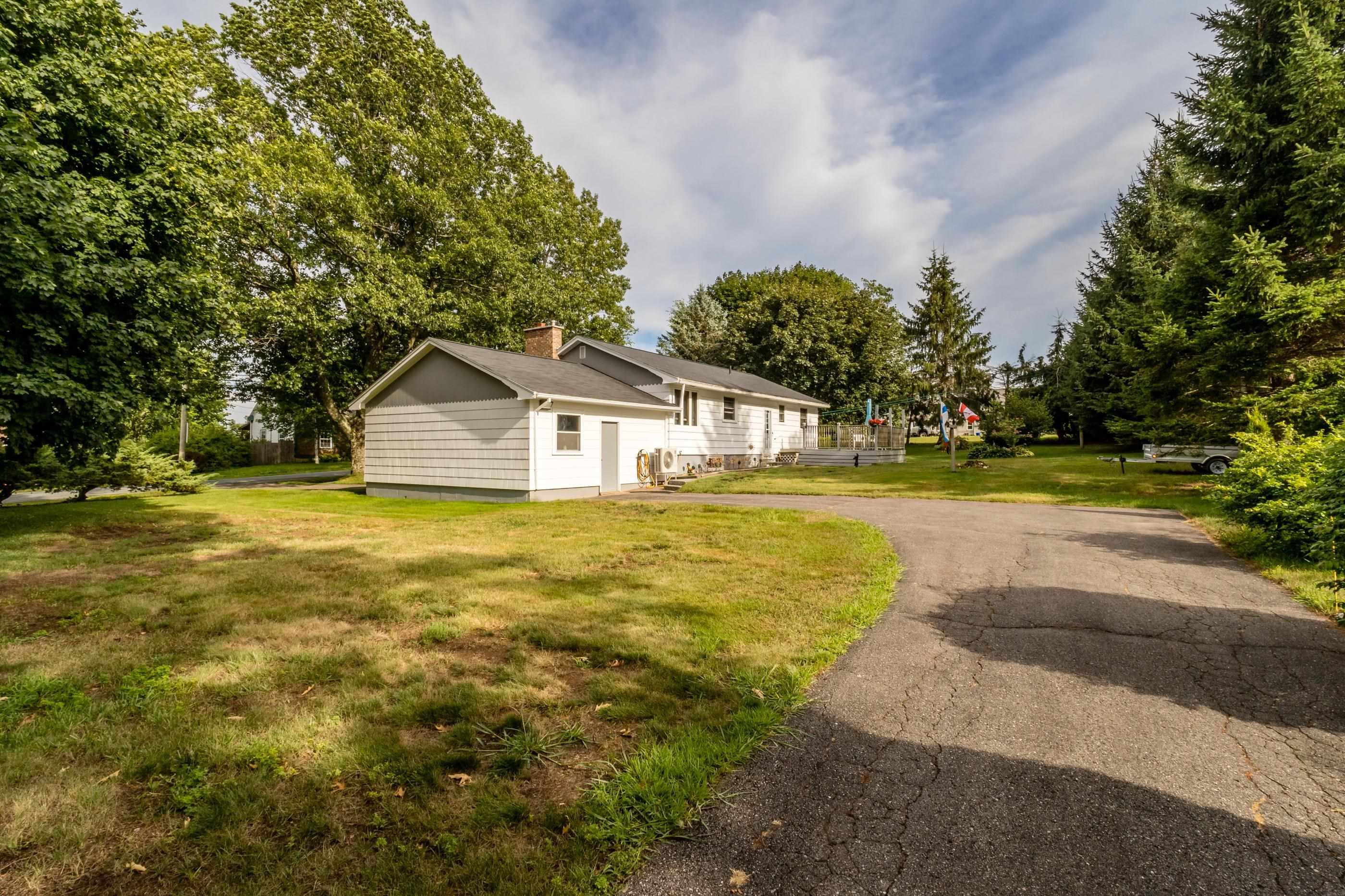 $399,000.00: 847 Highway 341, Upper Dyke