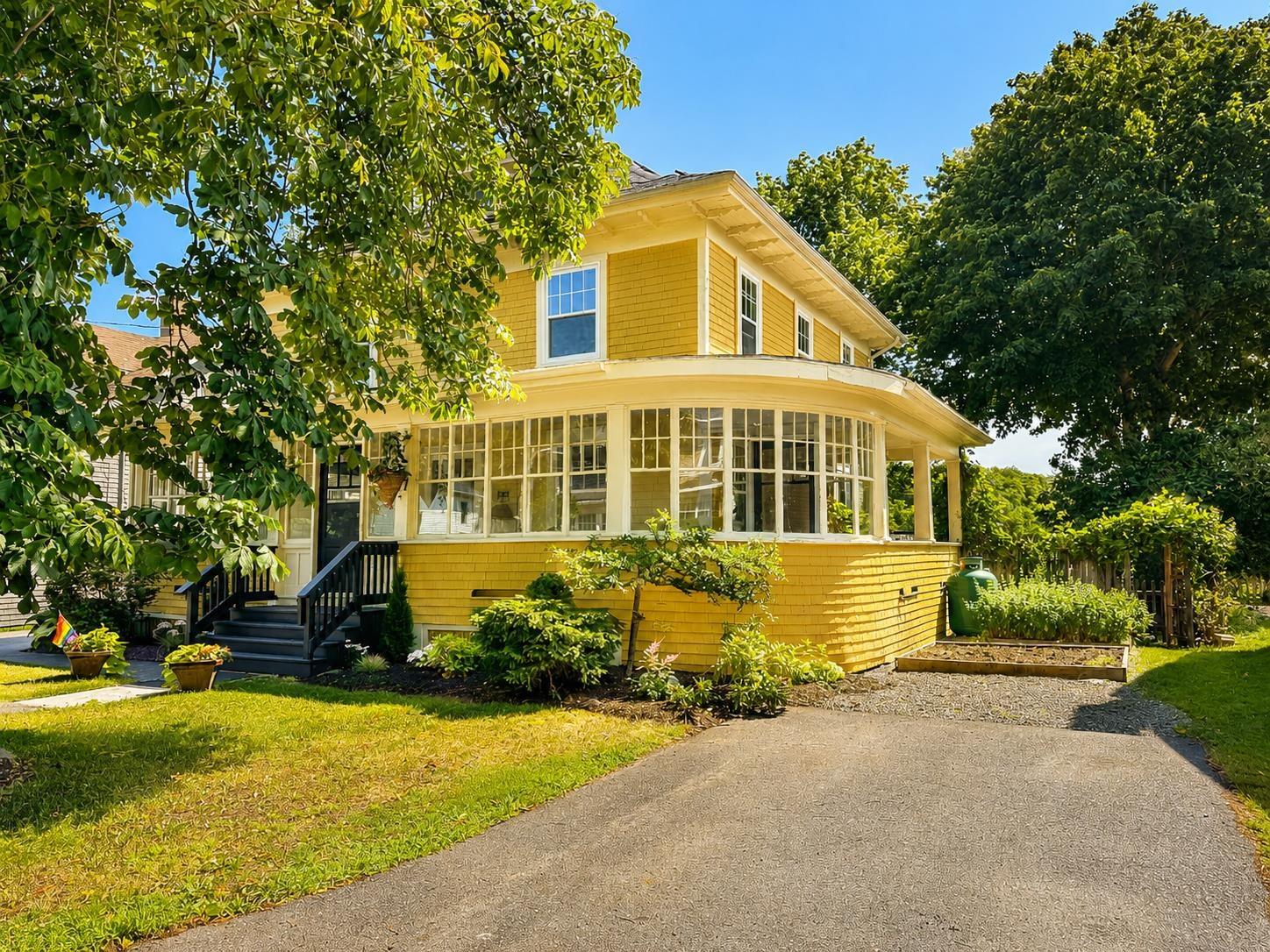 $569,900.00: 17 Chestnut Place, Kentville