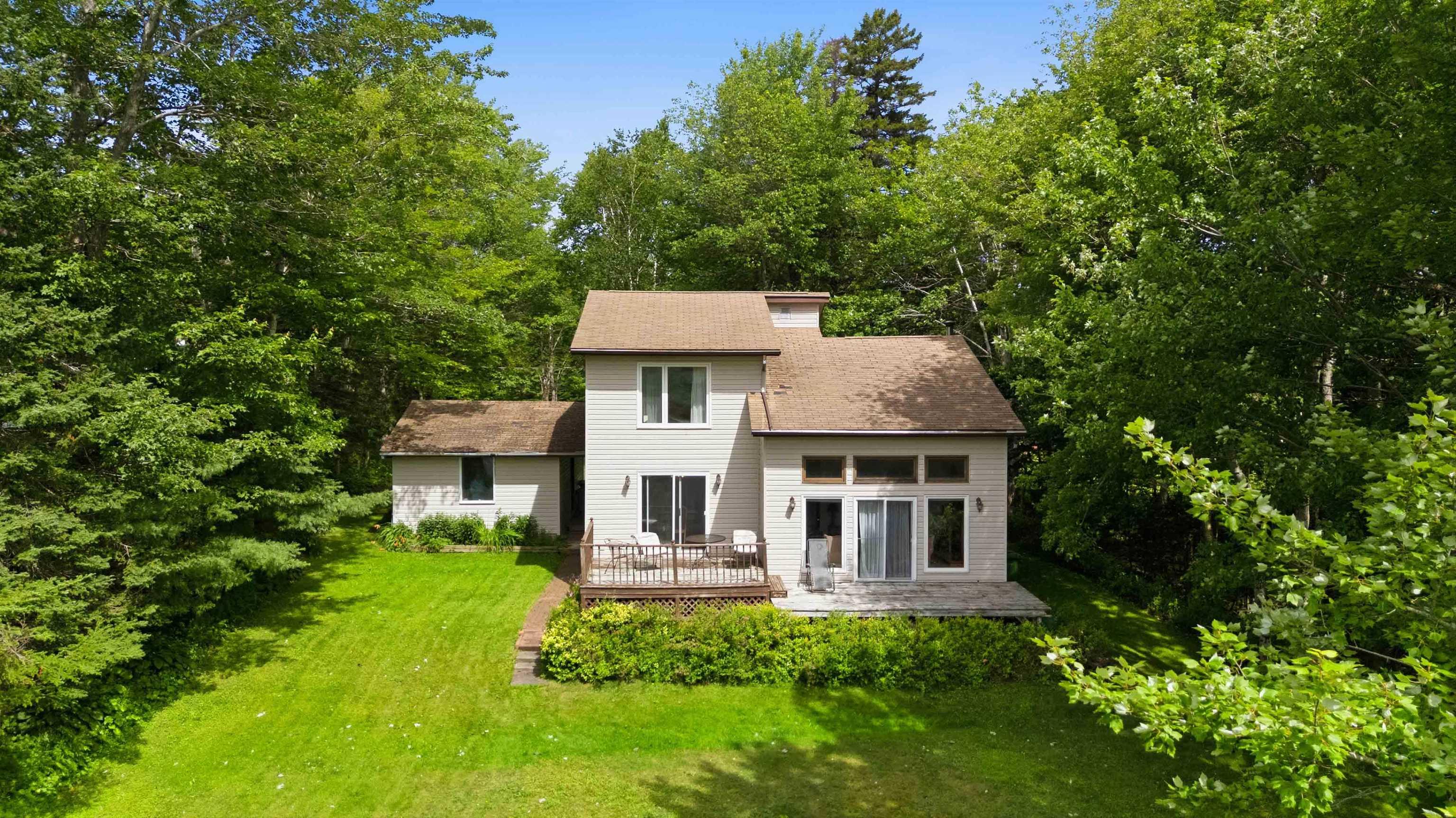 $589,900.00: 85 Woodland Park, East Uniacke