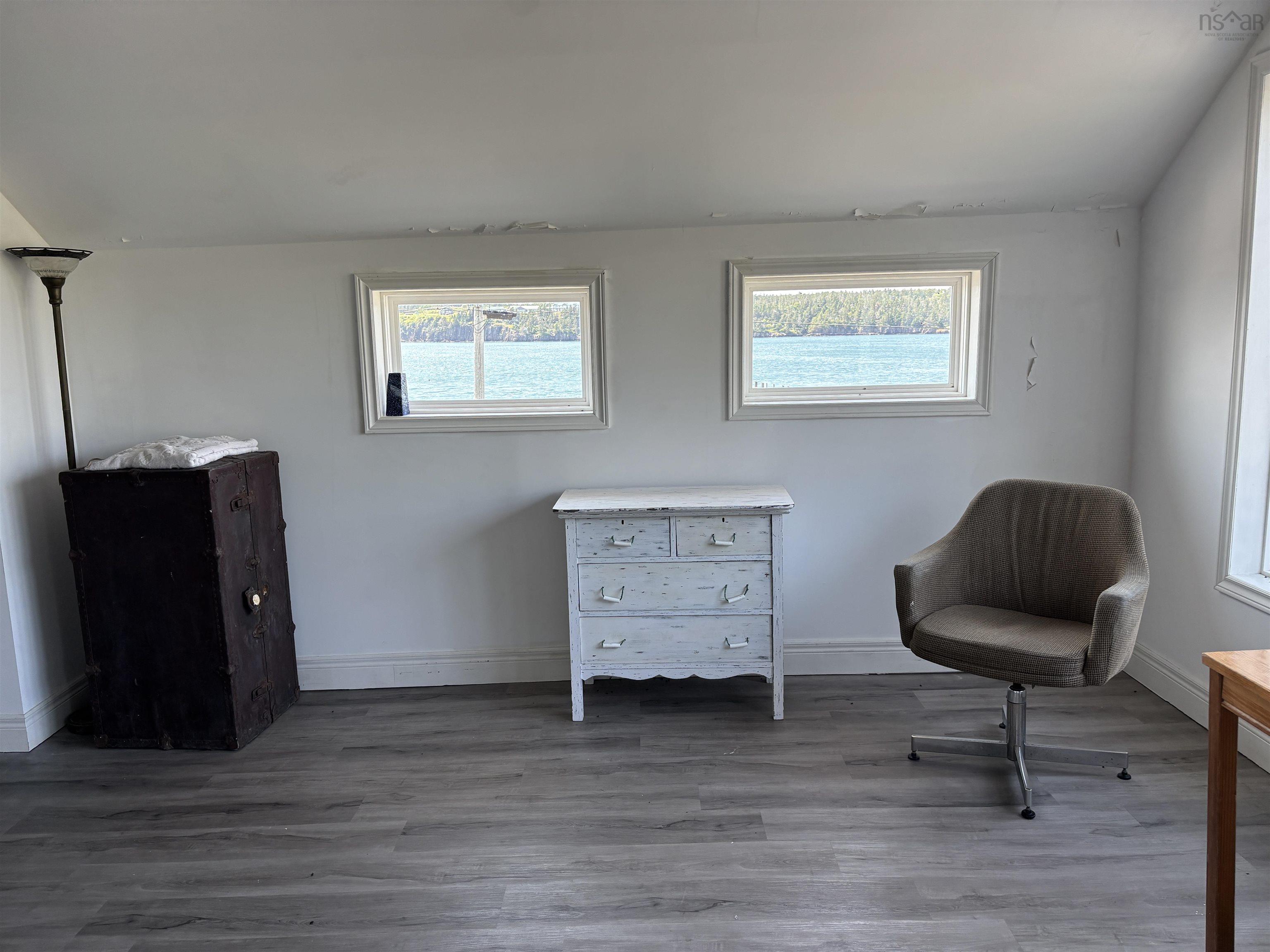 $269,000.00: 15 Highway 217, Freeport