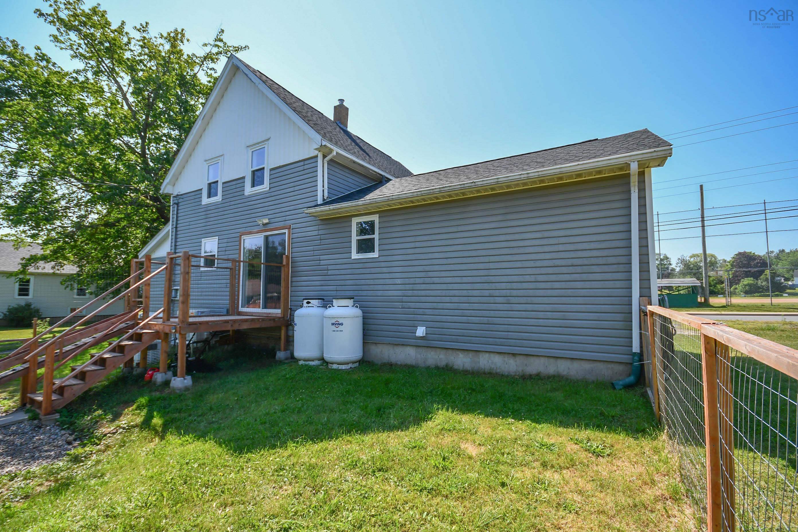 $374,900.00: 16 School Street, Hantsport