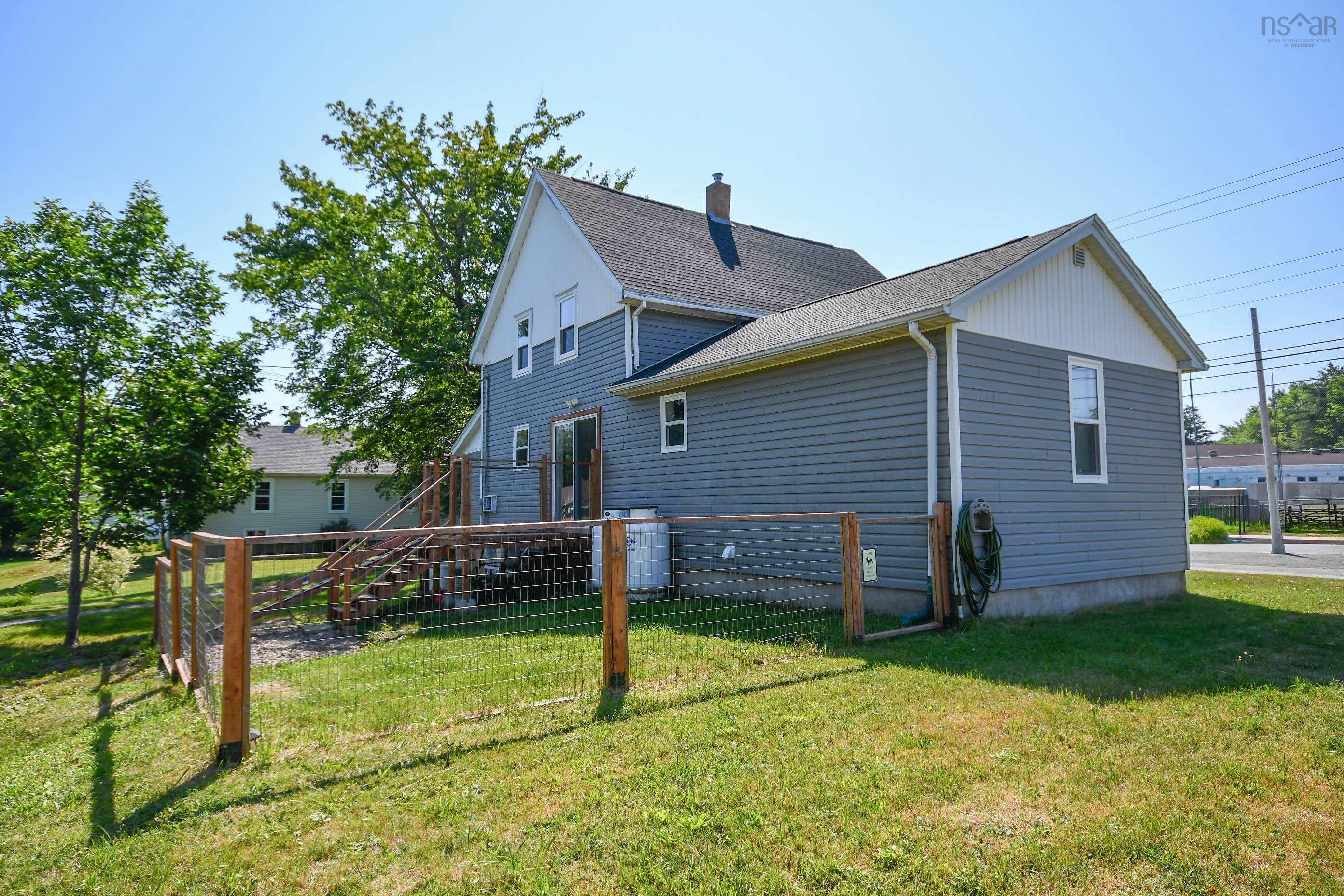 $374,900.00: 16 School Street, Hantsport