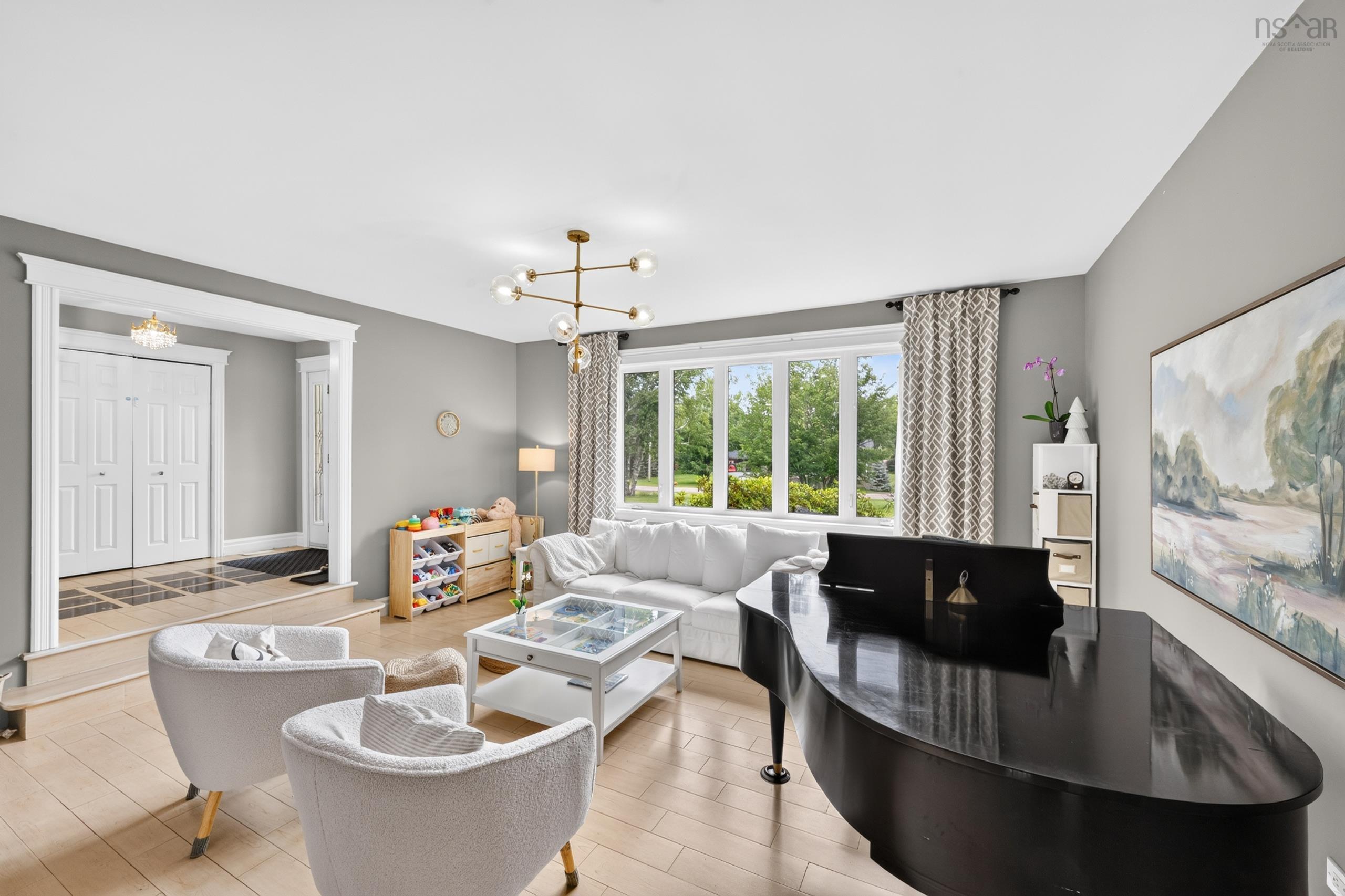 $529,000.00: 58 Erinmore Drive, Sydney